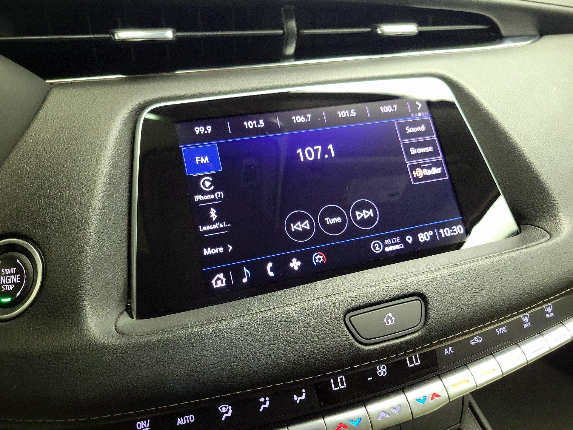 Thumbnail: 2022 Cadillac XT4 - 15