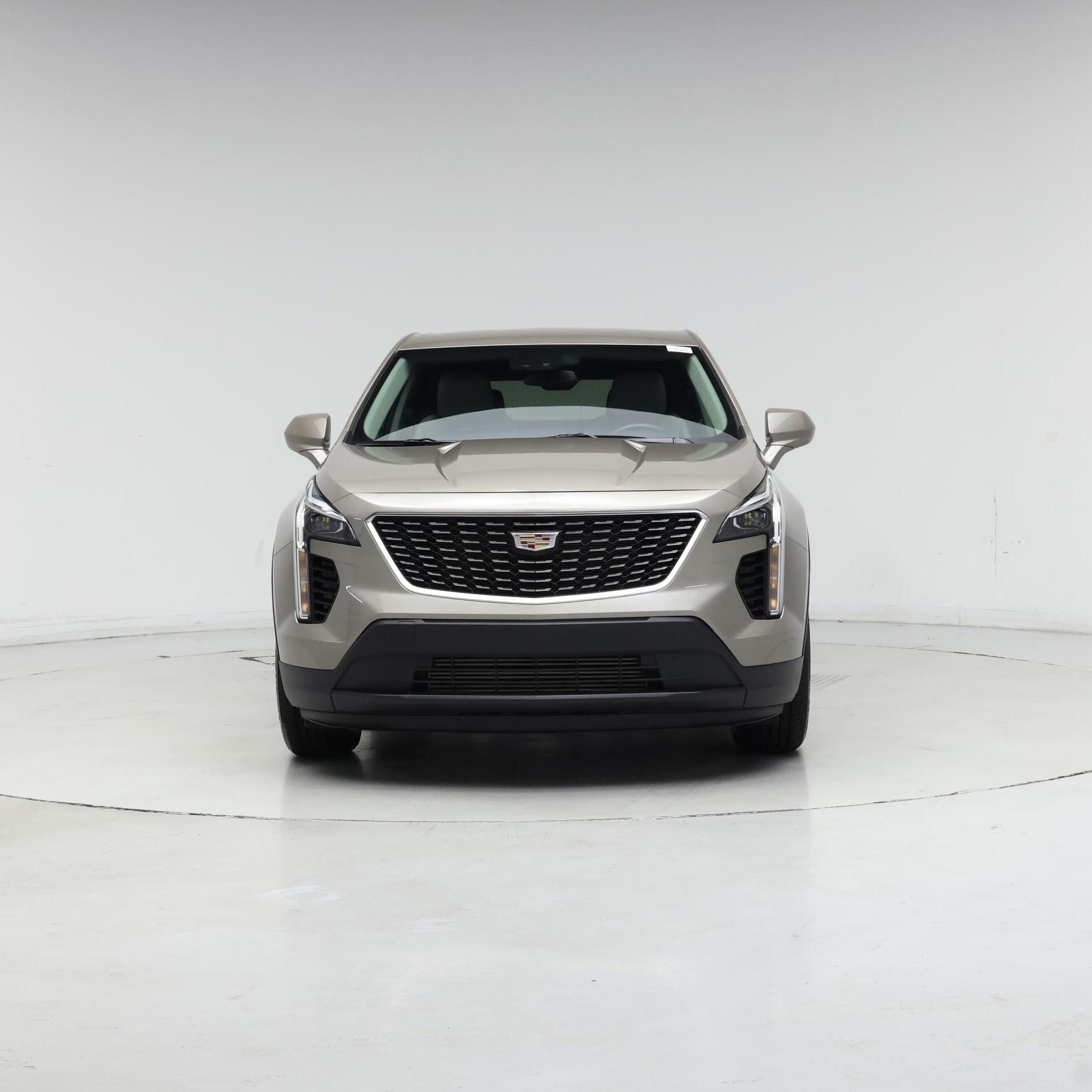 Thumbnail: 2022 Cadillac XT4 - 5