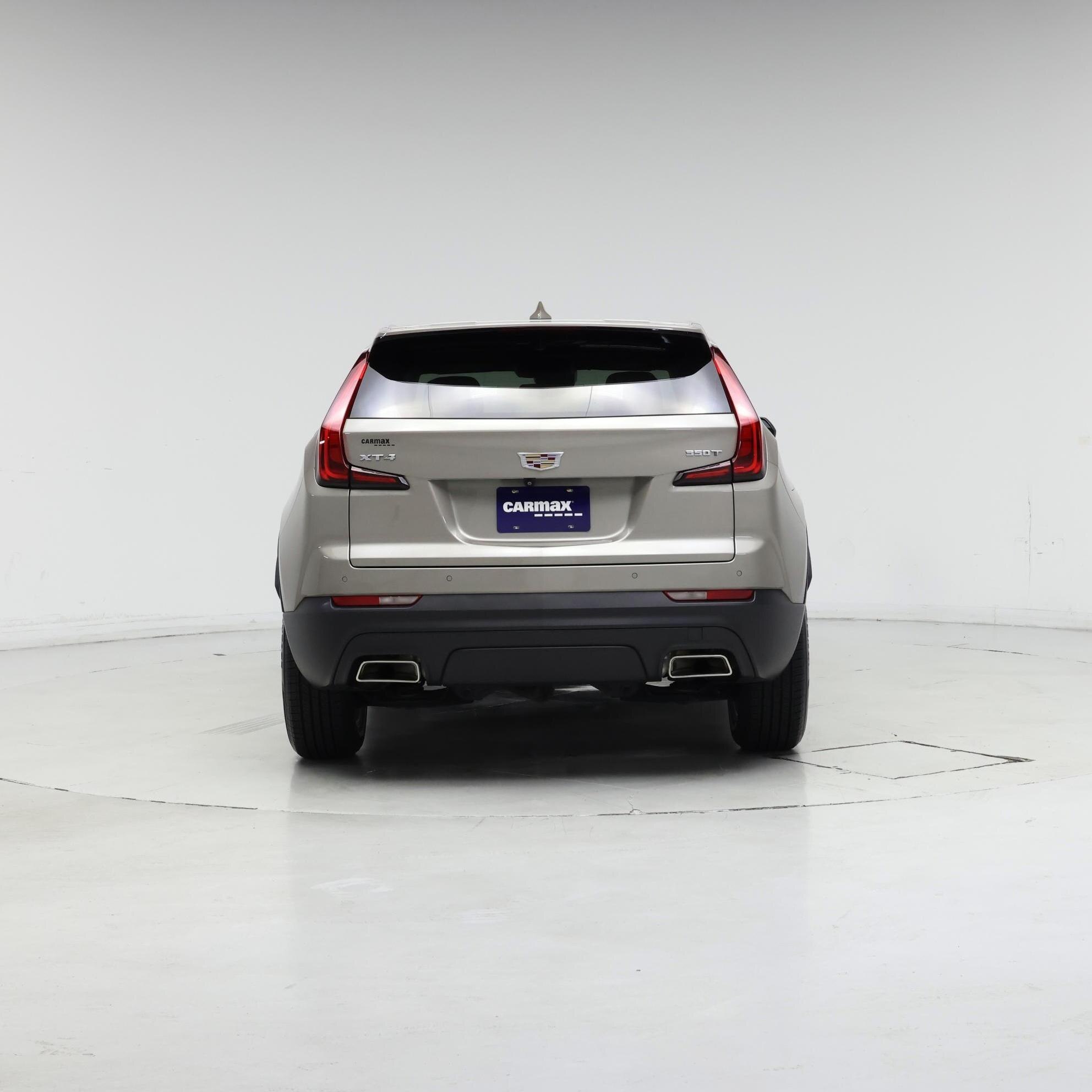 Thumbnail: 2022 Cadillac XT4 - 6