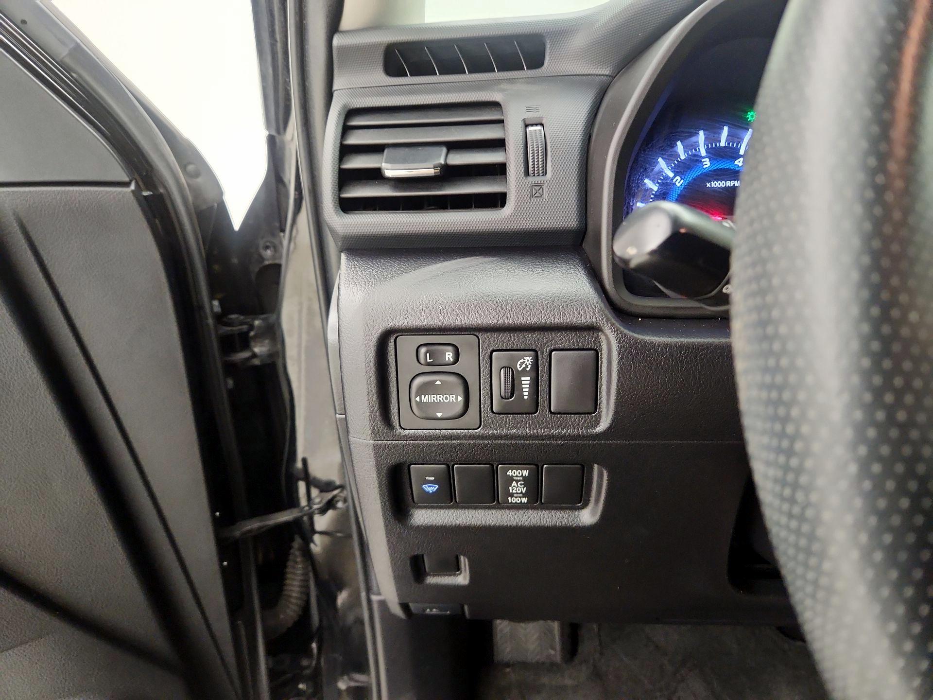 Thumbnail: 2016 Toyota 4Runner - 13