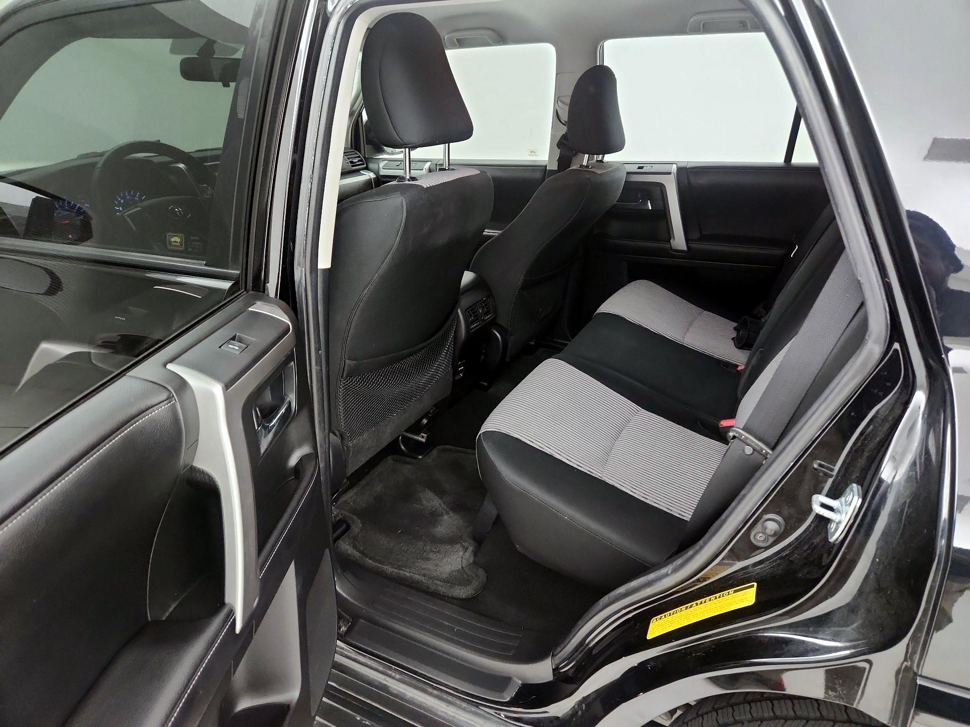 Thumbnail: 2016 Toyota 4Runner - 19
