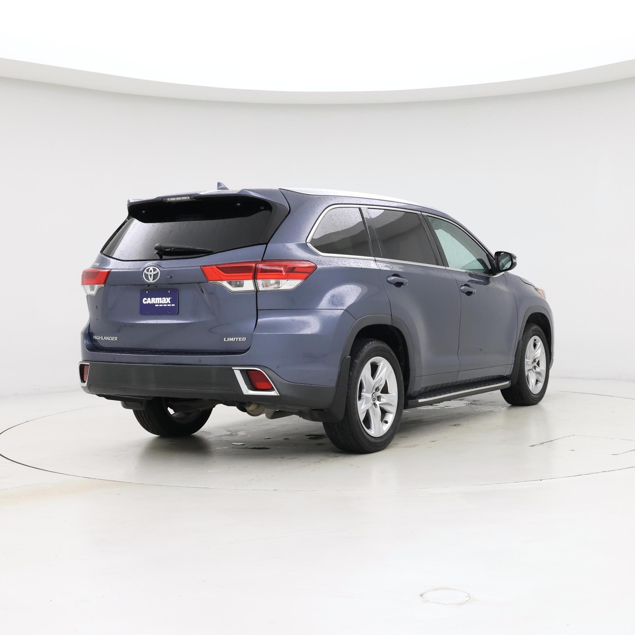 Thumbnail: 2017 Toyota Highlander - 8