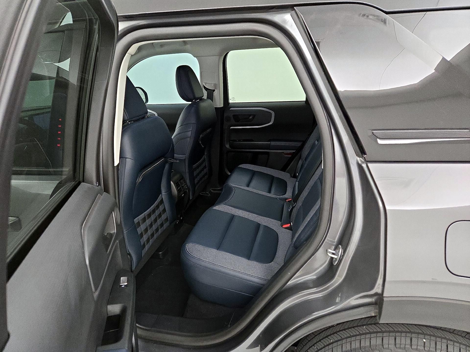 Thumbnail: 2023 Ford Bronco Sport - 20