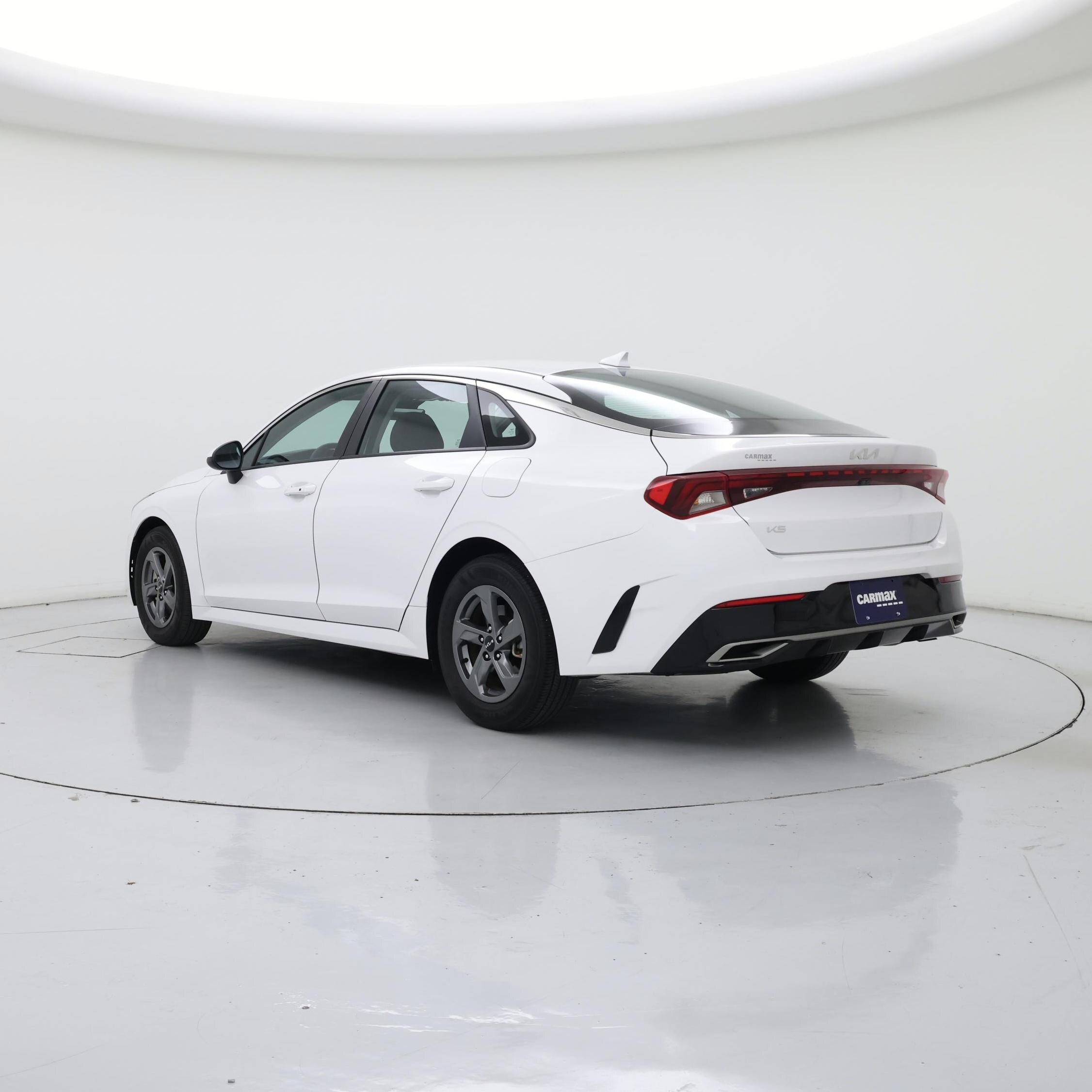 Thumbnail: 2023 Kia K5 - 2