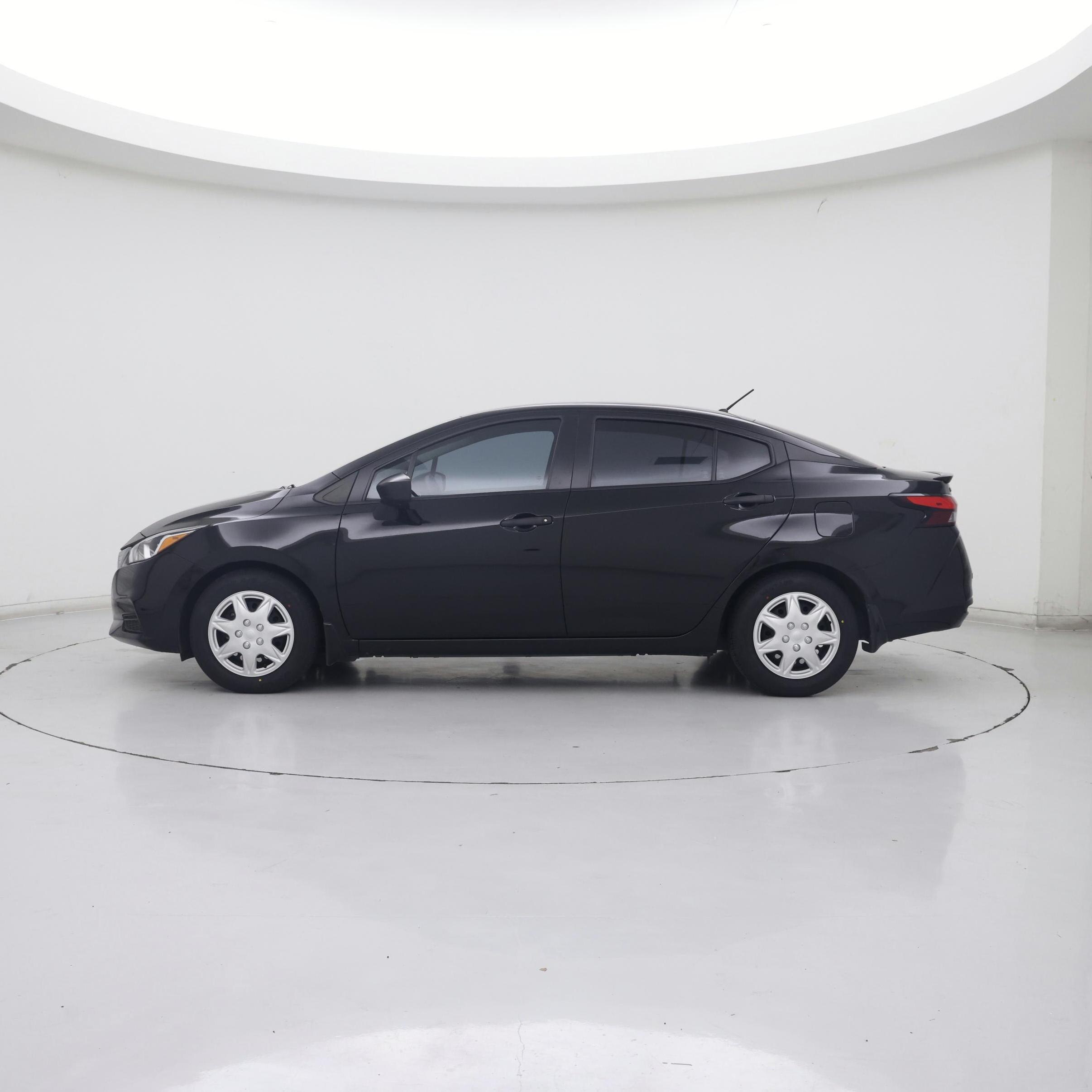 Thumbnail: 2022 Nissan Versa - 3