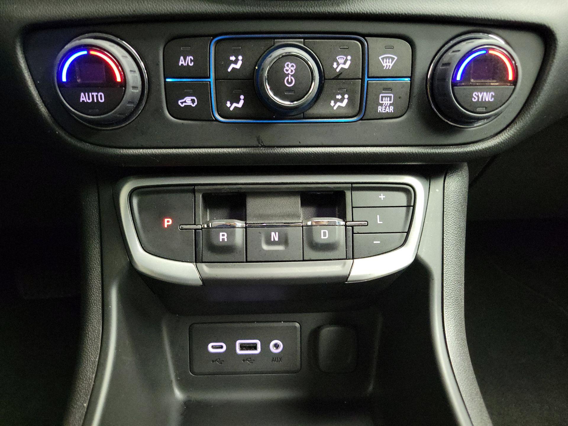 Thumbnail: 2022 GMC Terrain - 17