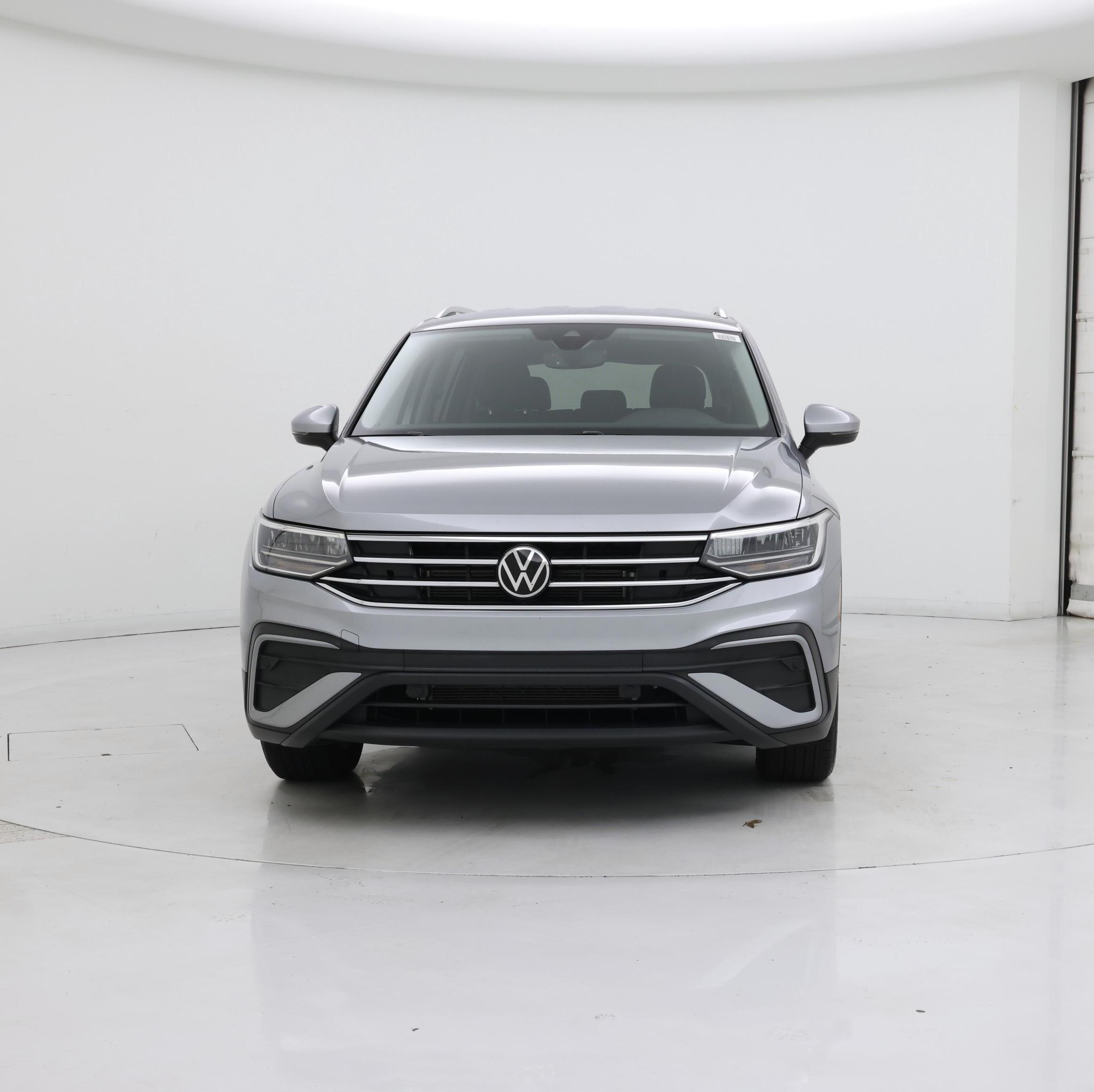 Thumbnail: 2022 Volkswagen Tiguan - 5