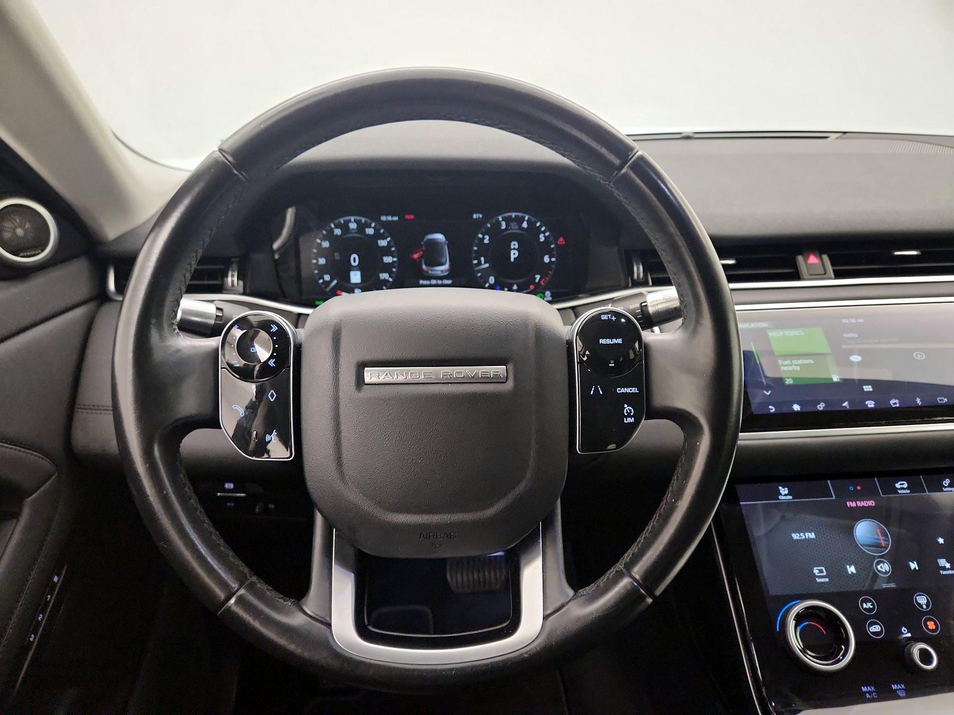 Thumbnail: 2020 Land Rover Range Rover Evoque - 10