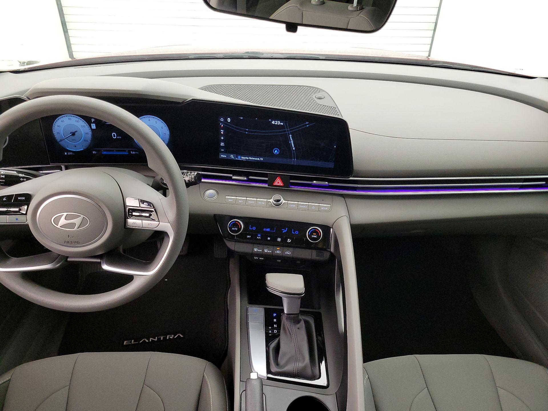 Thumbnail: 2024 Hyundai Elantra - 9