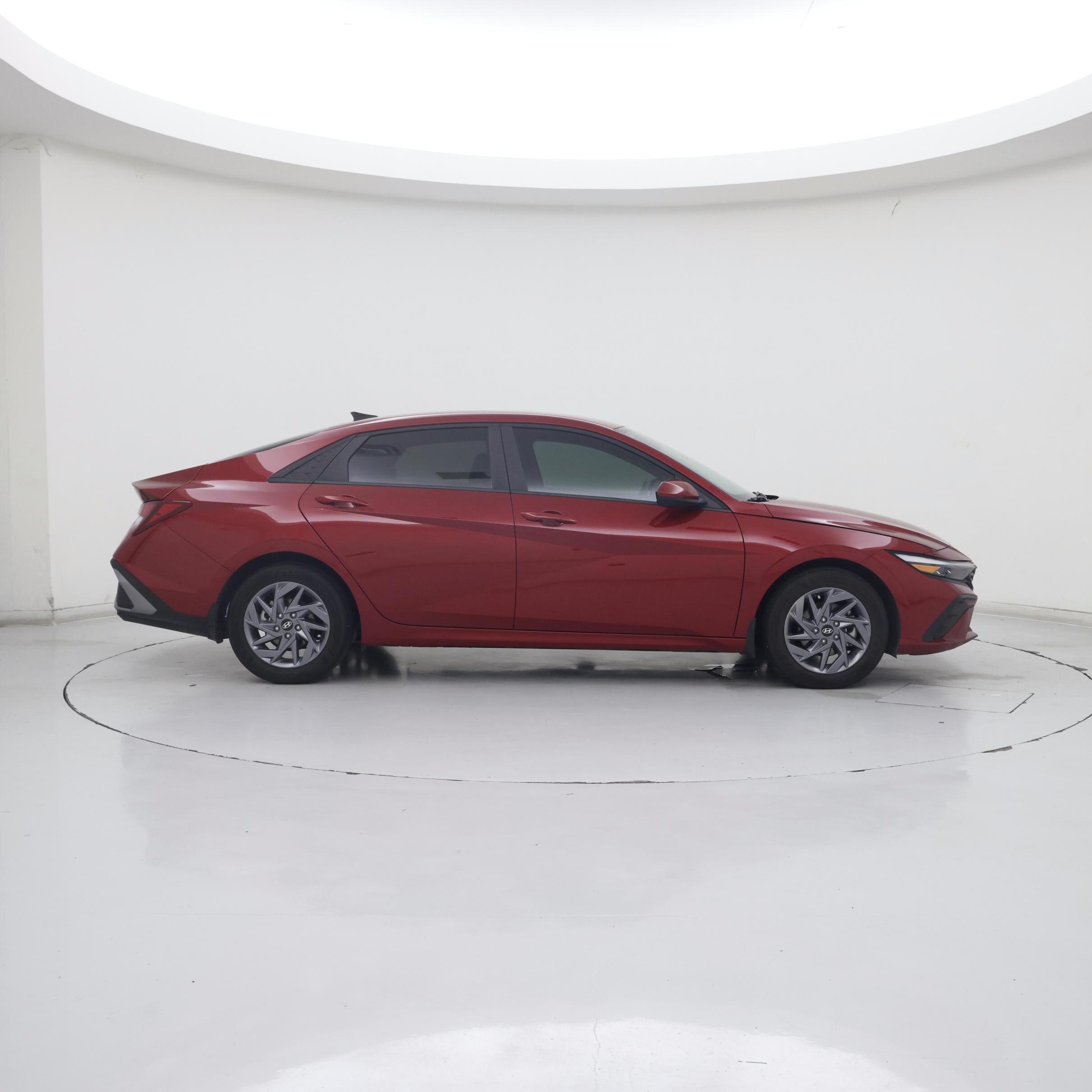 Thumbnail: 2024 Hyundai Elantra - 7