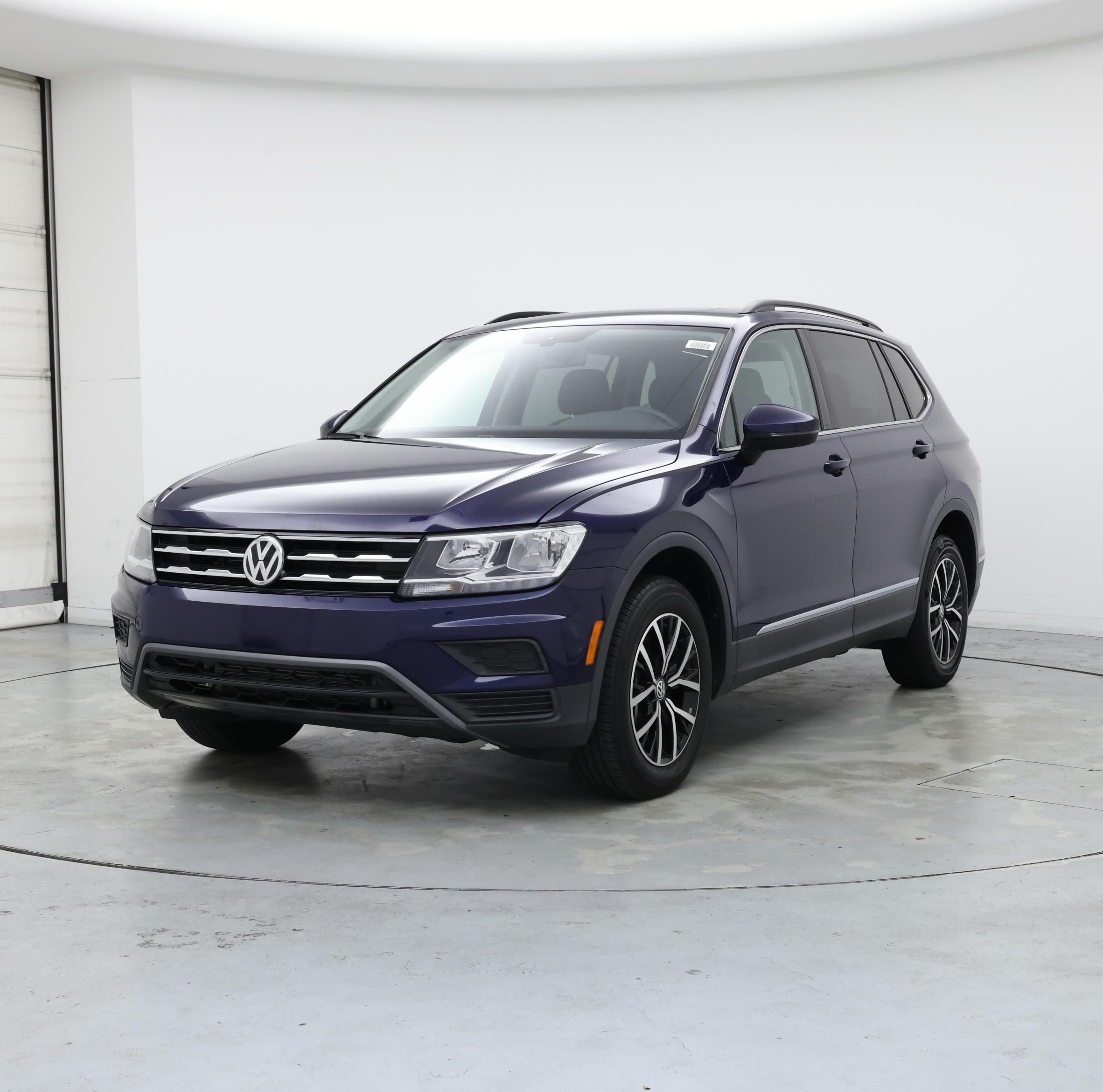 Thumbnail: 2021 Volkswagen Tiguan - 4