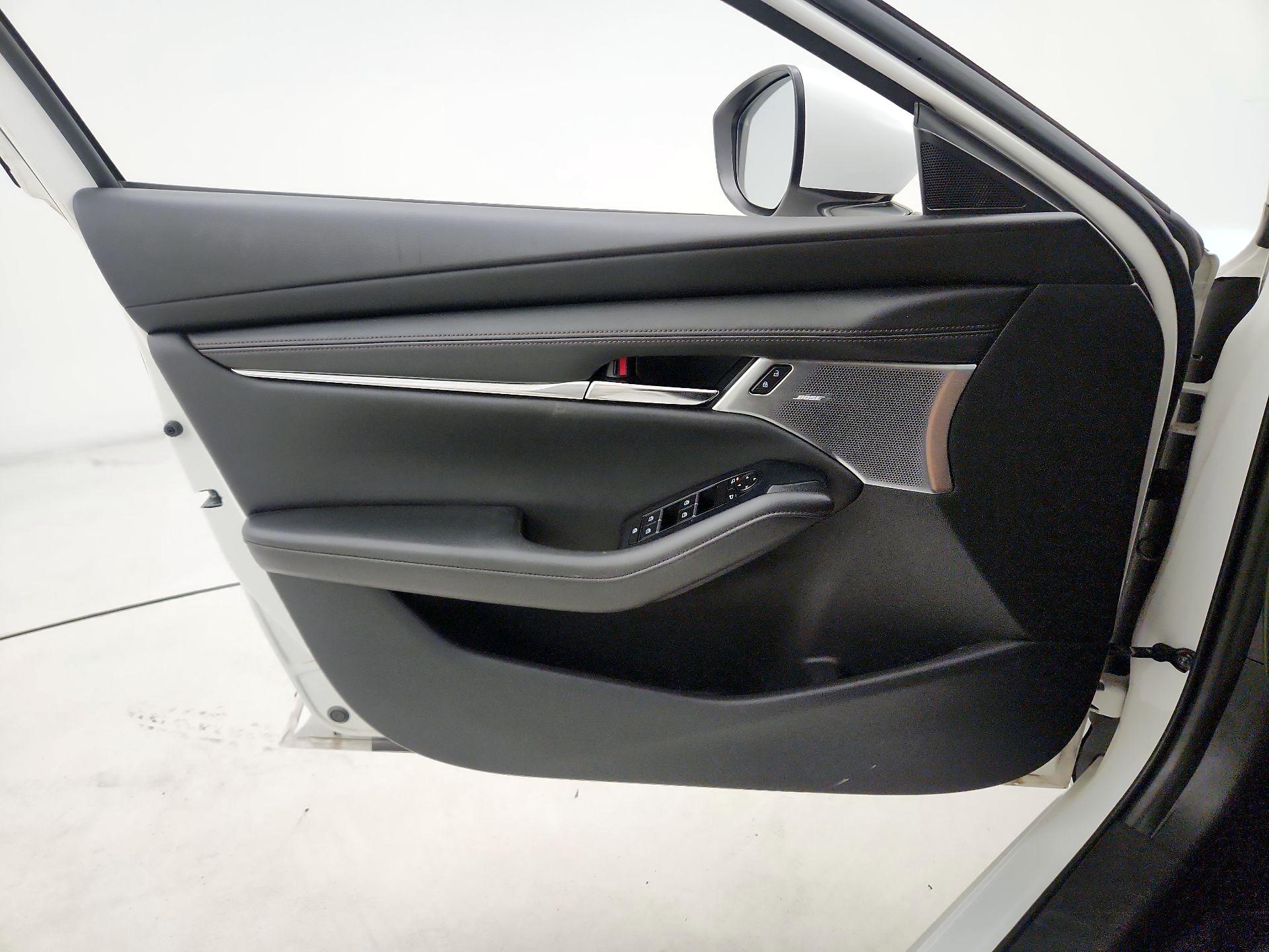 Thumbnail: 2021 Mazda Mazda3 - 12