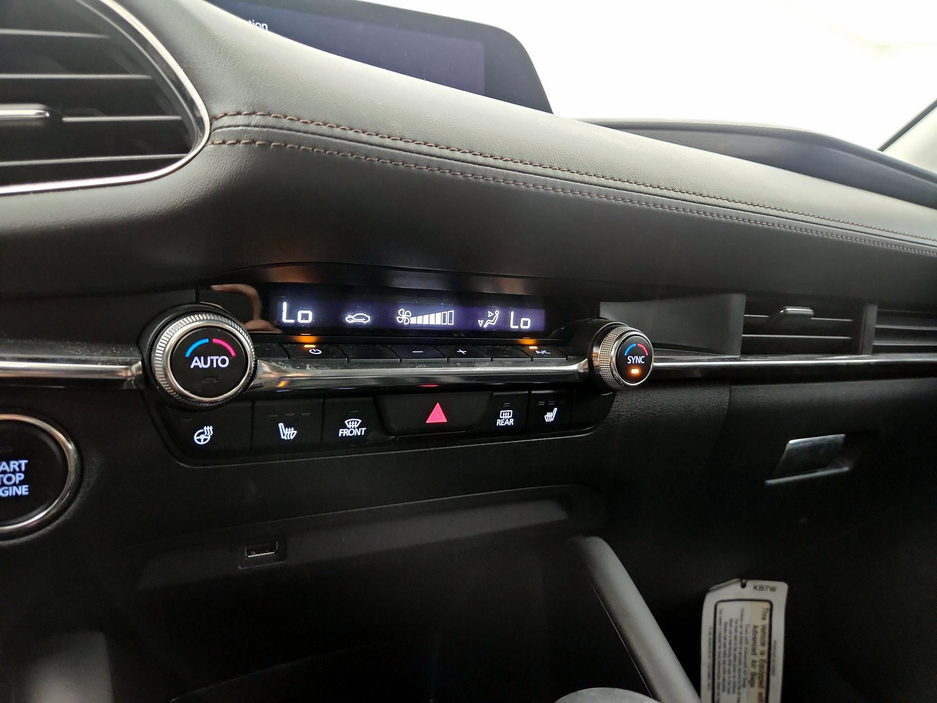 Thumbnail: 2021 Mazda Mazda3 - 16