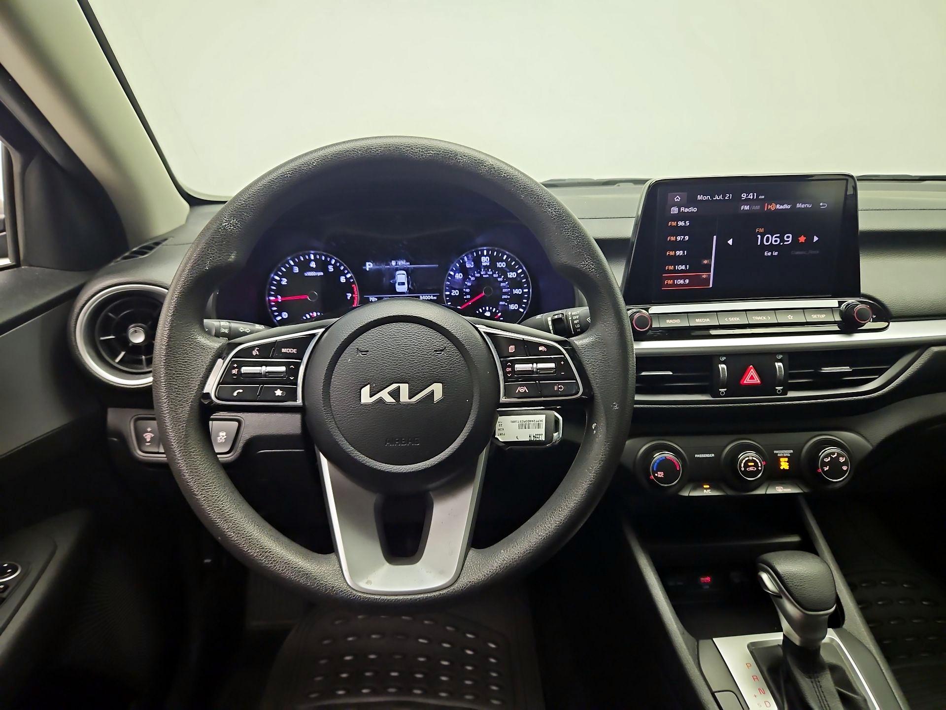 Thumbnail: 2023 Kia Forte - 10