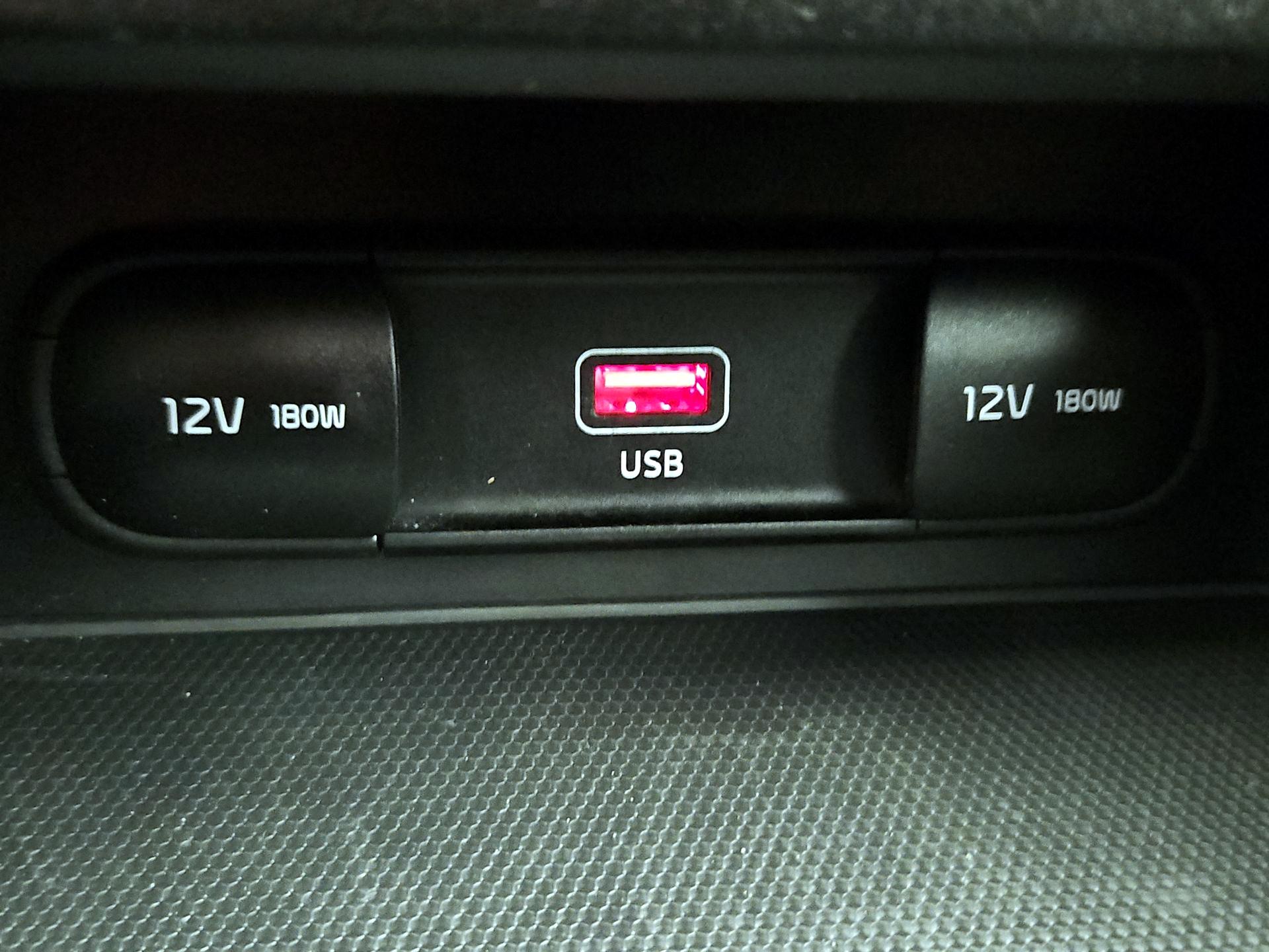 Thumbnail: 2023 Kia Forte - 18