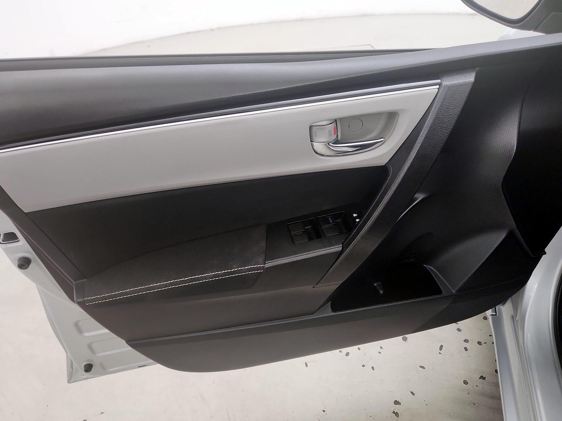 Thumbnail: 2019 Toyota Corolla - 12