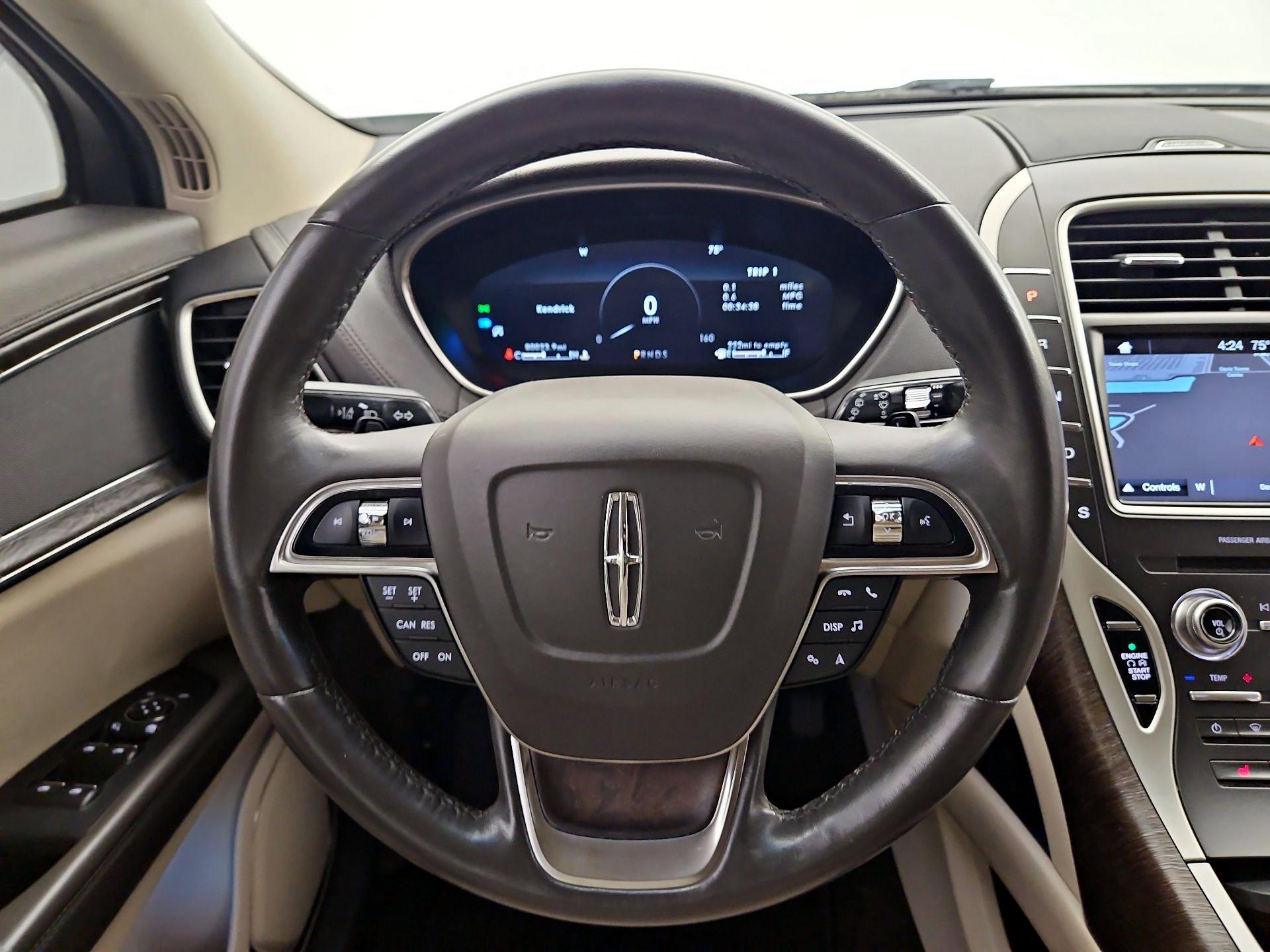Thumbnail: 2019 Lincoln Nautilus - 10