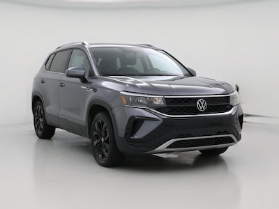 Gray 2022 Volkswagen Taos SE