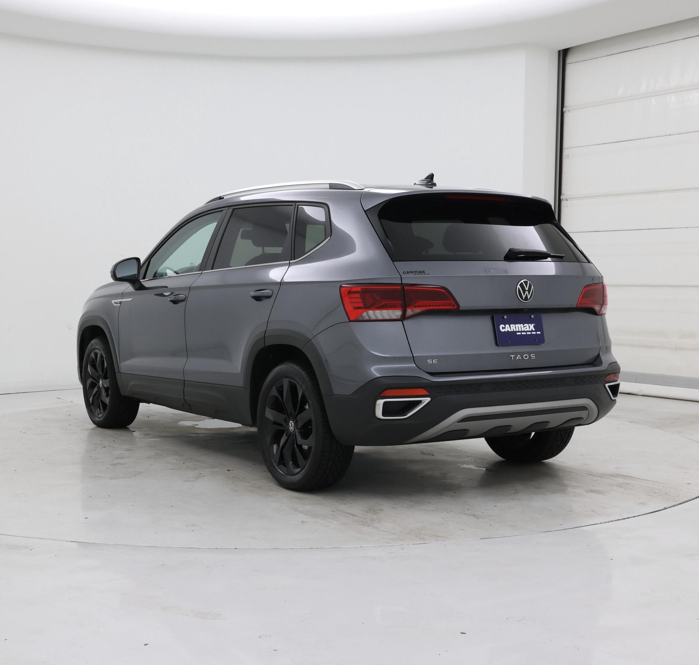 Thumbnail: 2022 Volkswagen Taos - 2