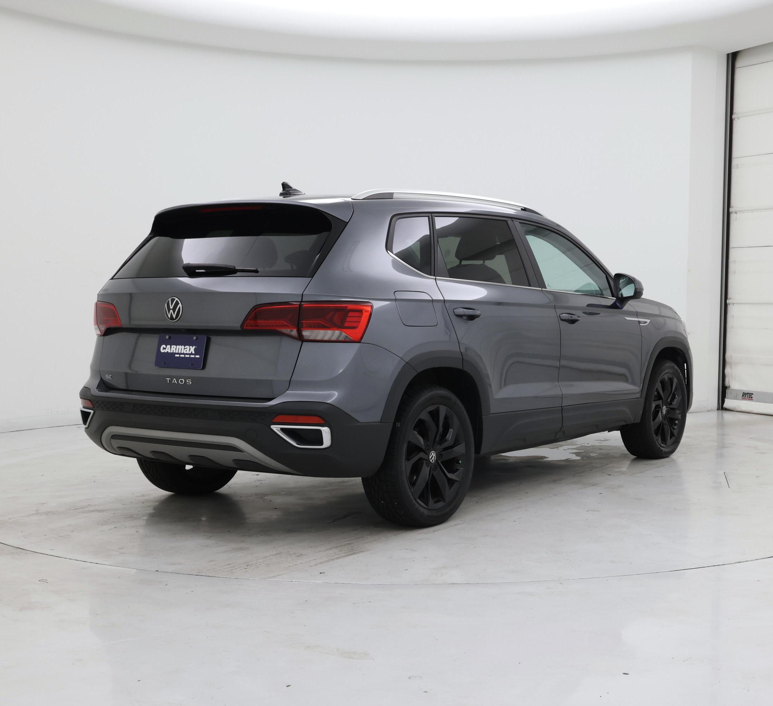 Thumbnail: 2022 Volkswagen Taos - 8