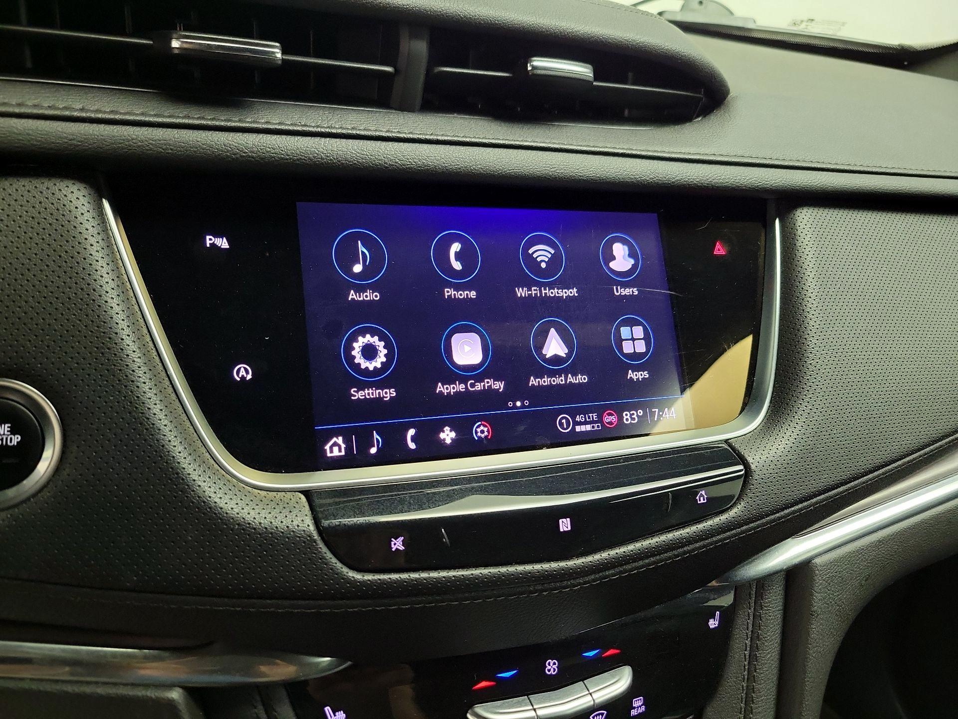 Thumbnail: 2021 Cadillac XT5 - 14