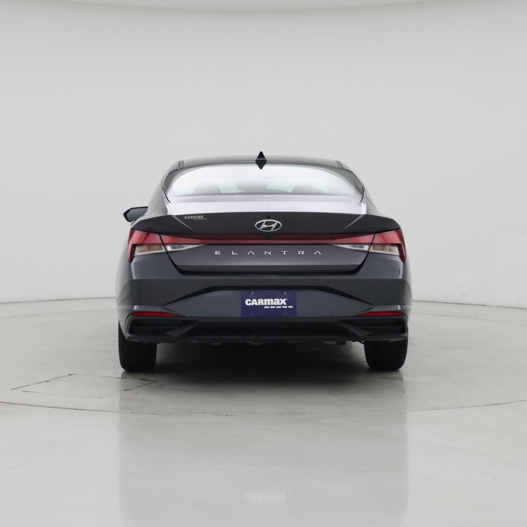 Thumbnail: 2022 Hyundai Elantra - 6