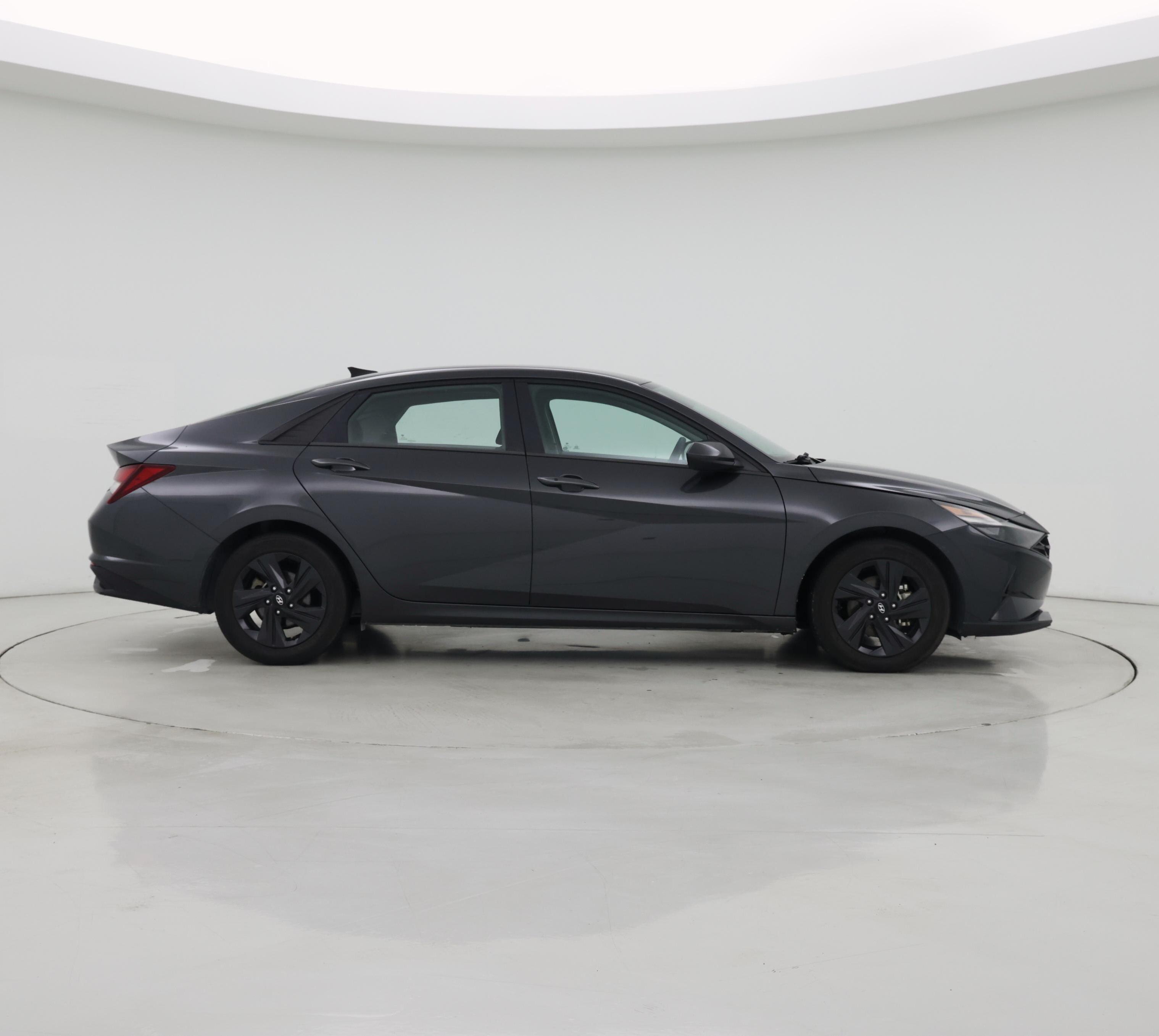 Thumbnail: 2022 Hyundai Elantra - 7