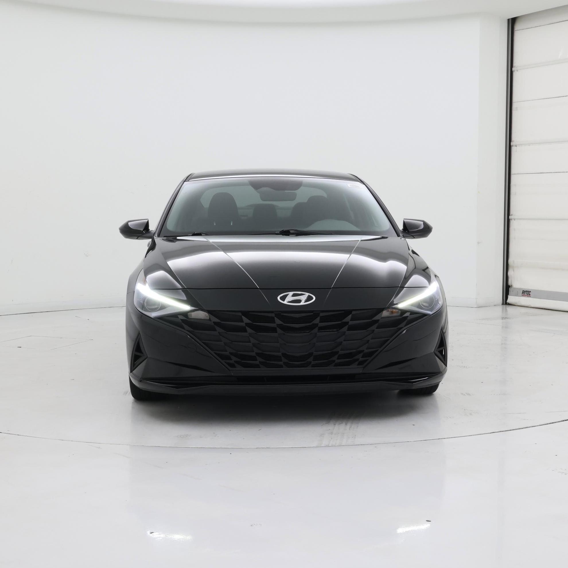 Thumbnail: 2022 Hyundai Elantra - 5
