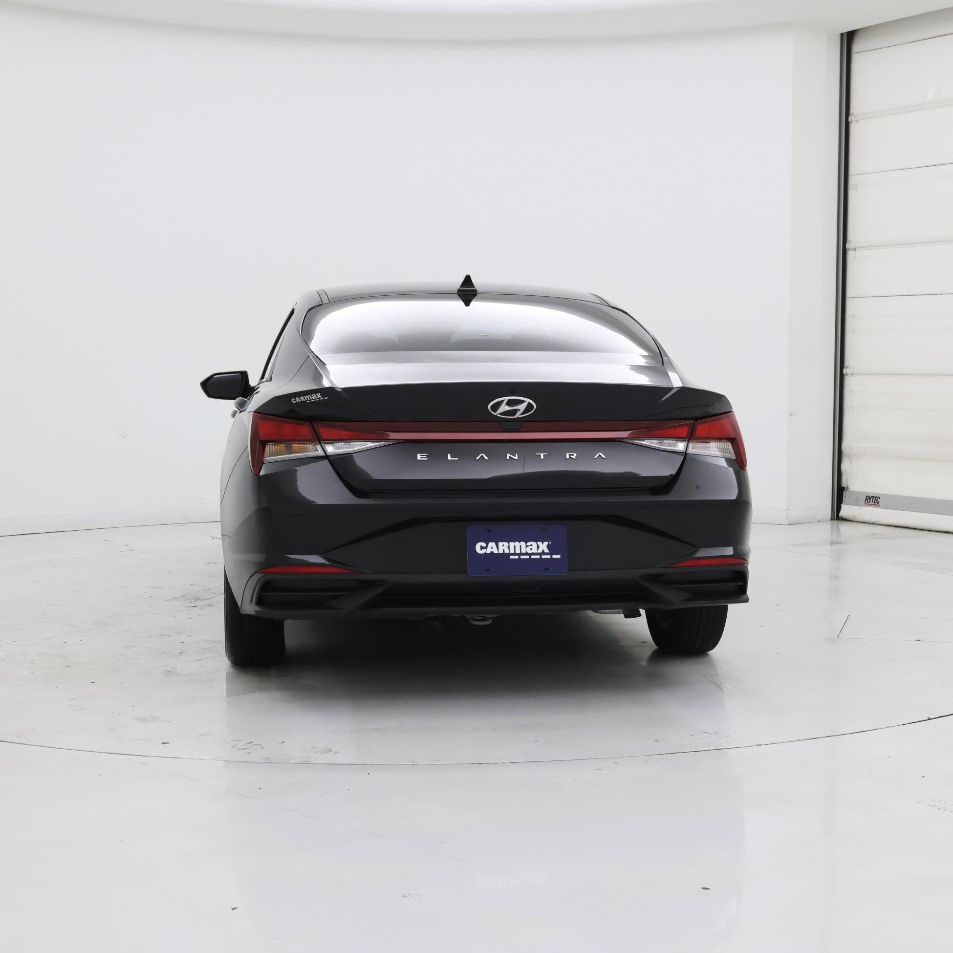 Thumbnail: 2022 Hyundai Elantra - 6