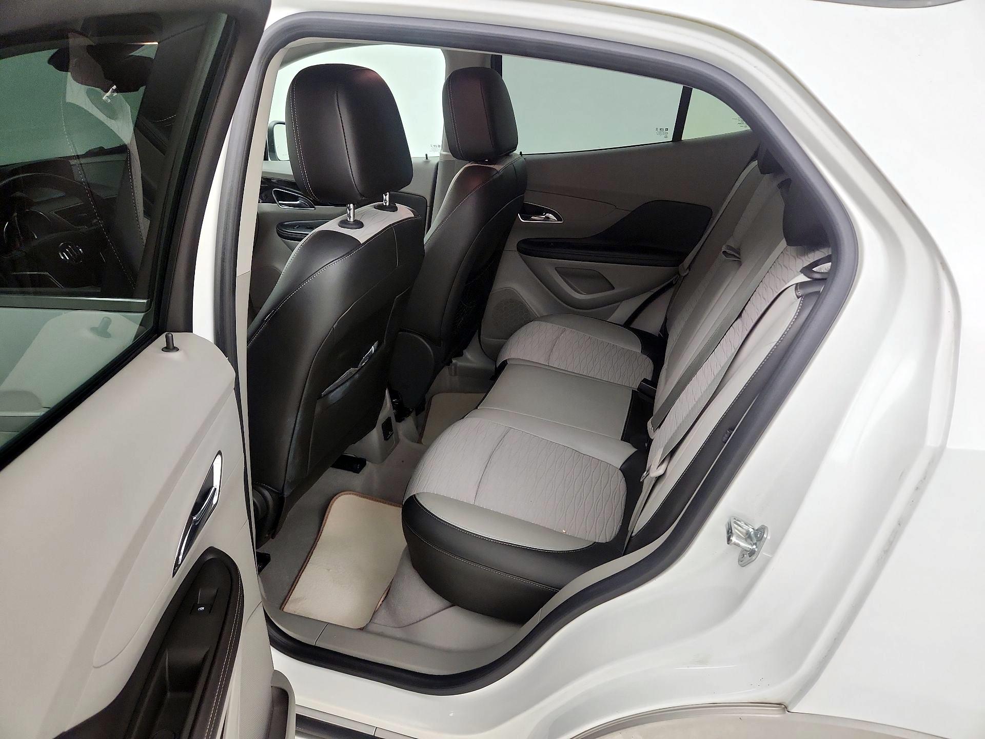 Thumbnail: 2015 Buick Encore - 19