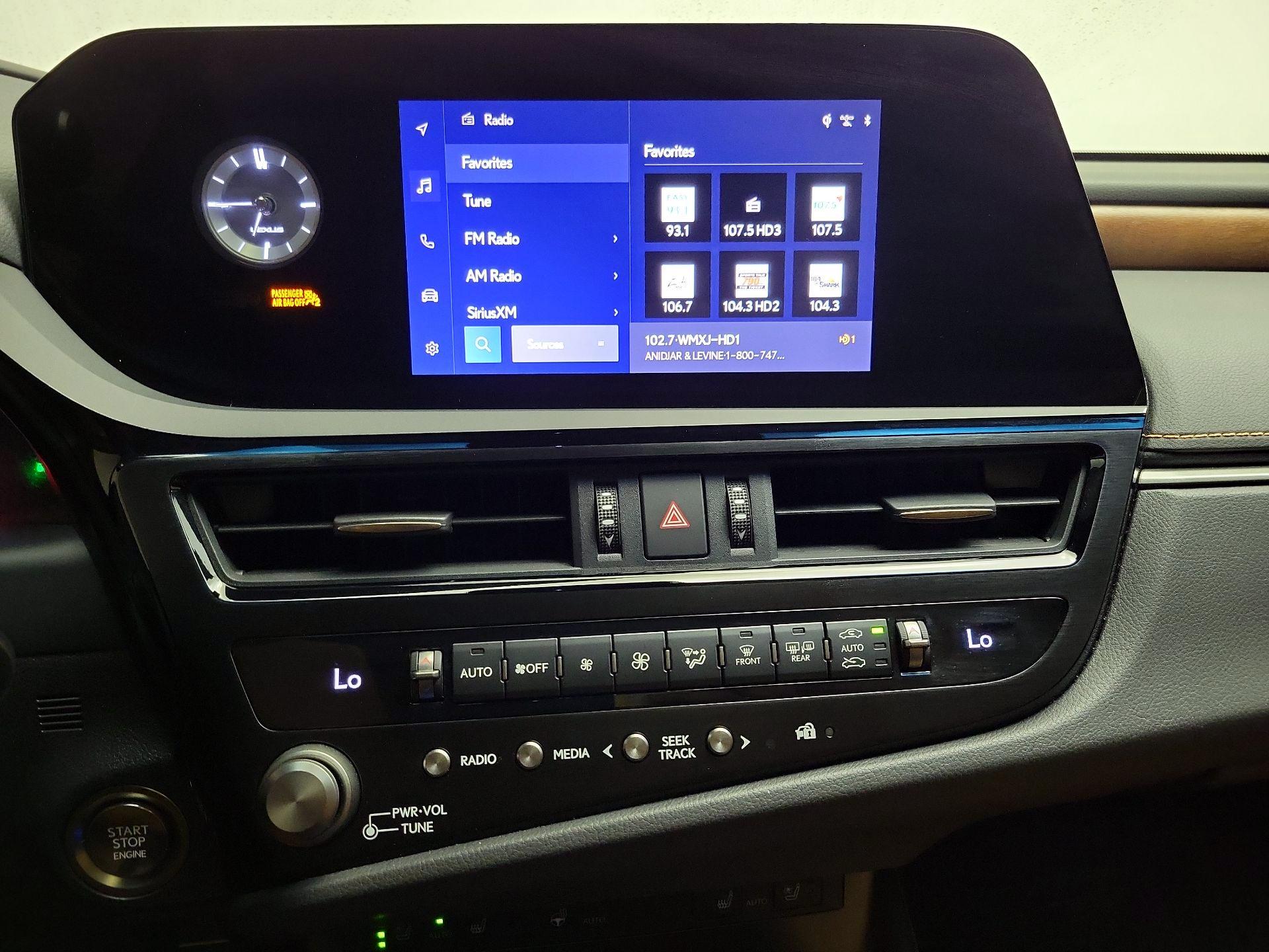 Thumbnail: 2024 Lexus ES - 15
