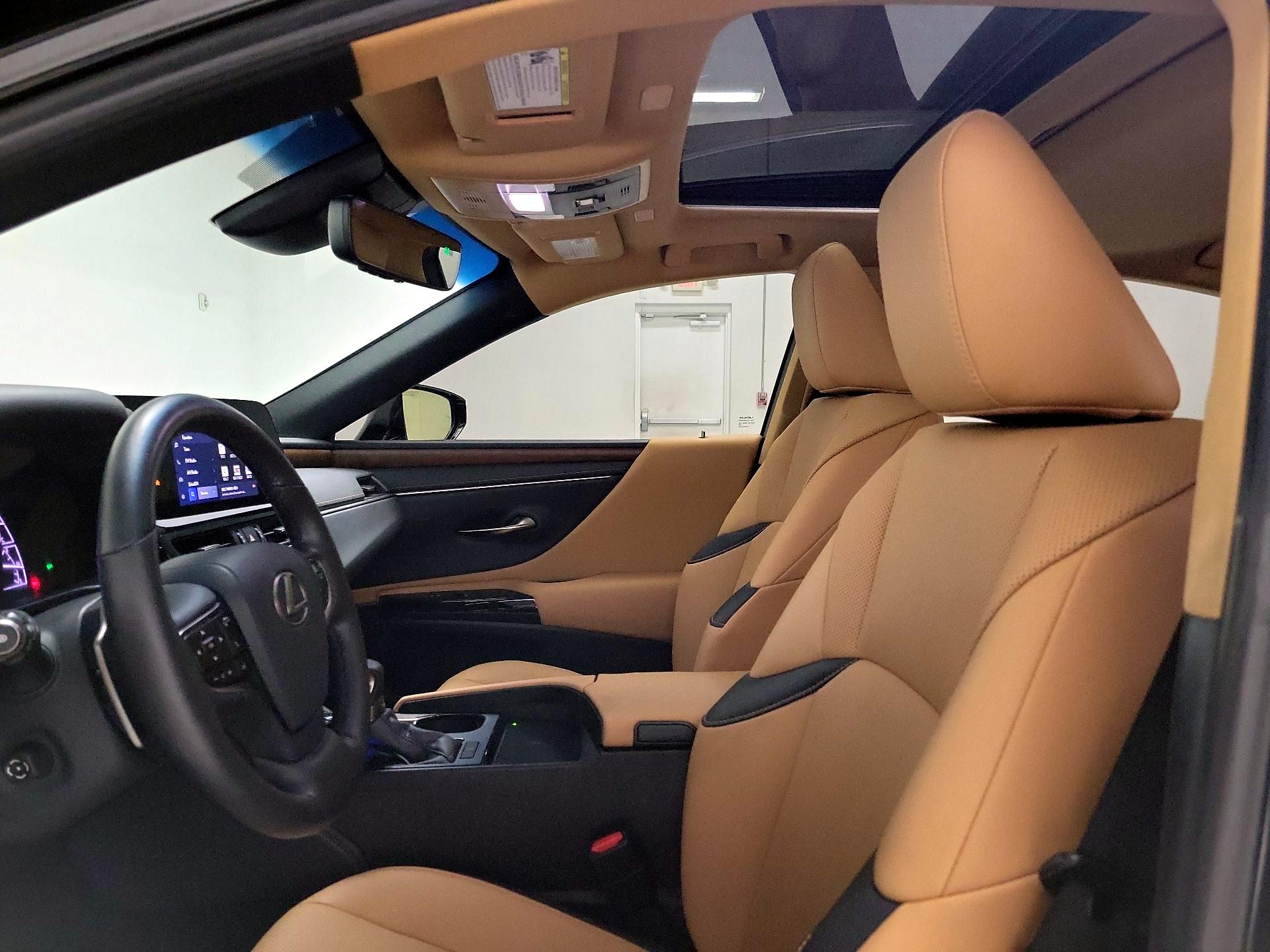 Thumbnail: 2024 Lexus ES - 19