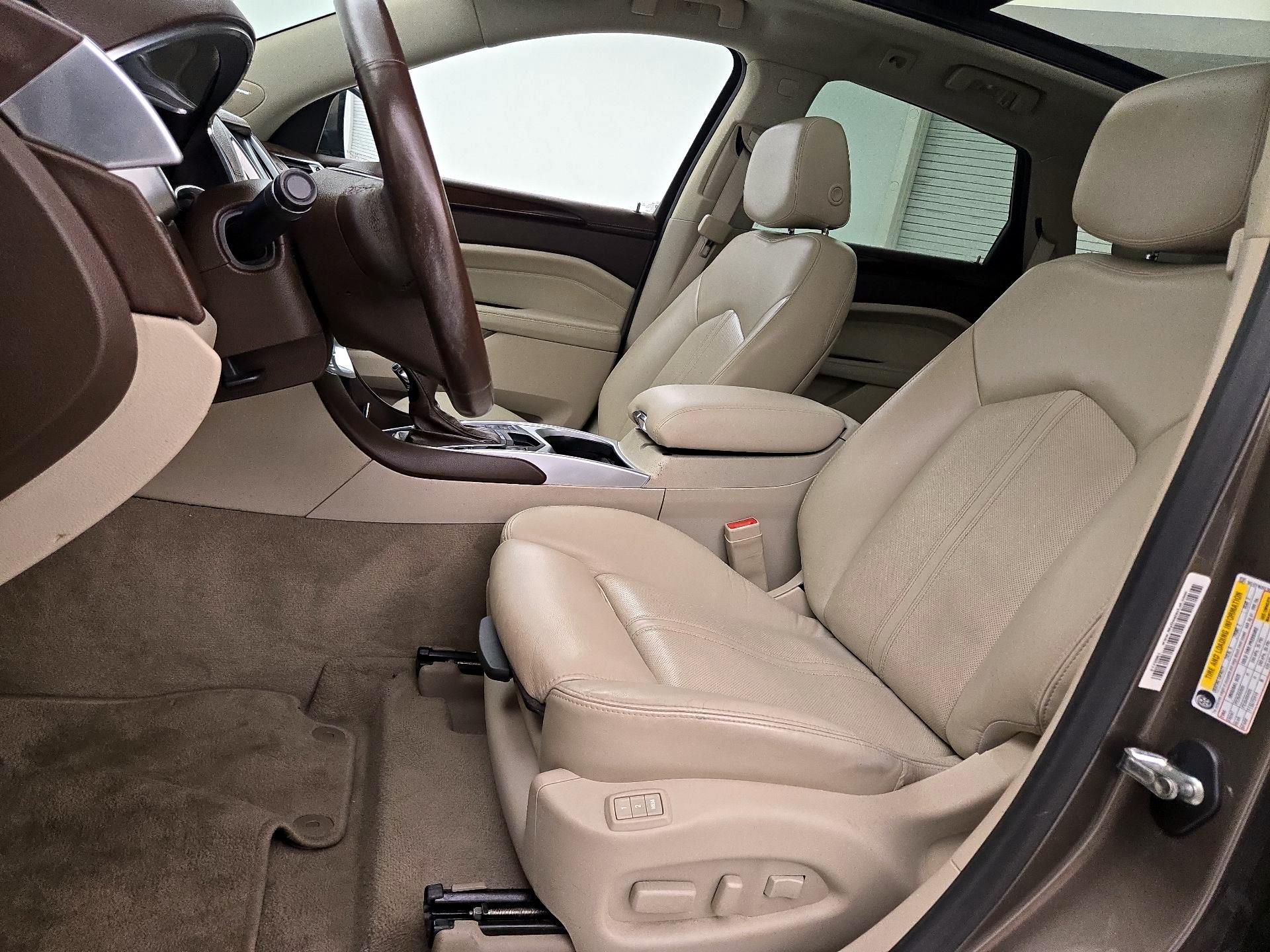 Thumbnail: 2015 Cadillac SRX - 11