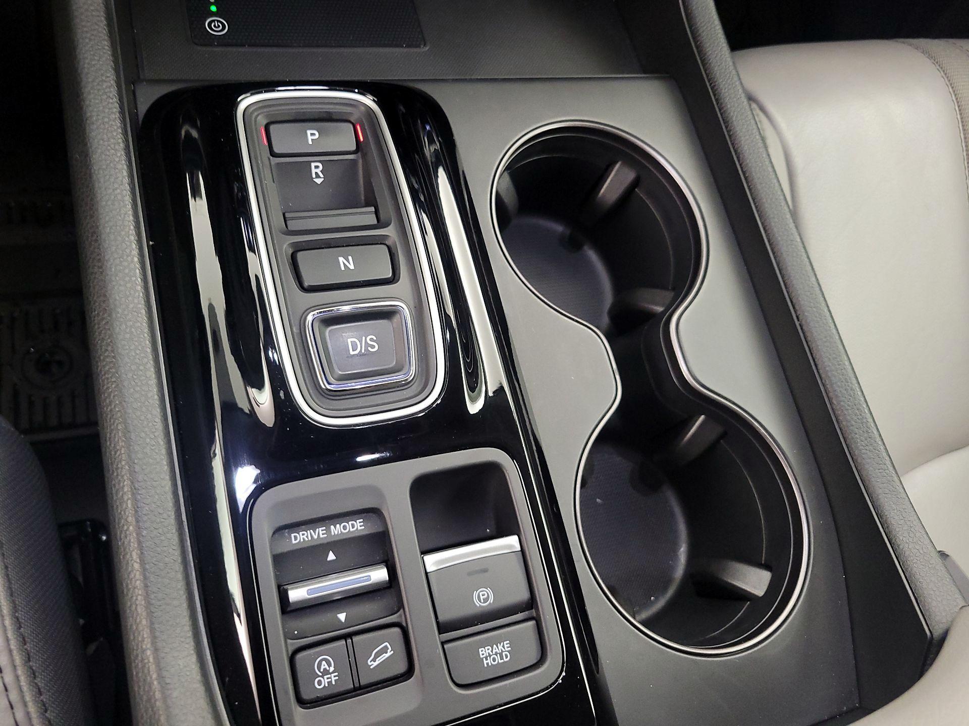 Thumbnail: 2025 Honda Pilot - 17