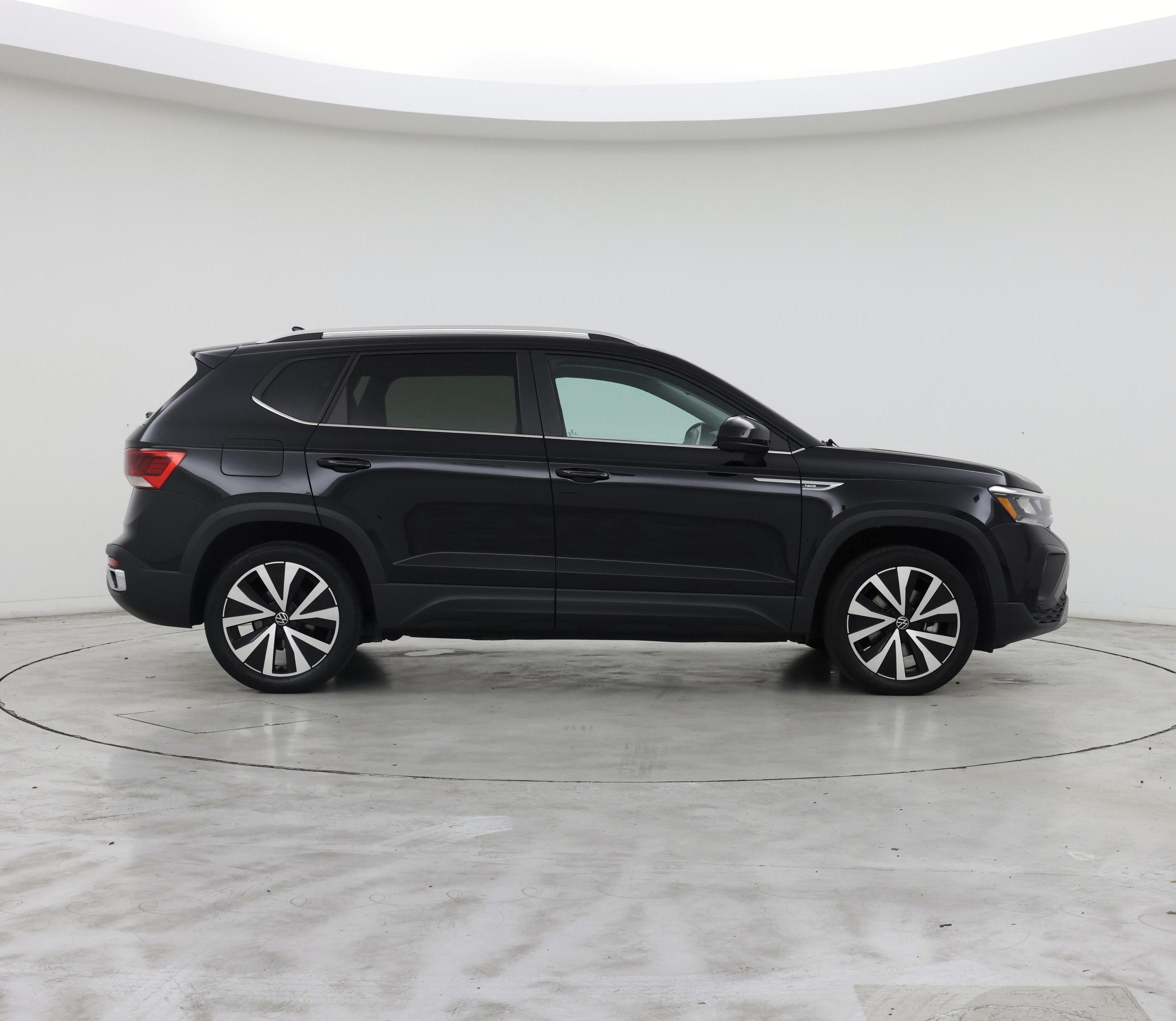 Thumbnail: 2023 Volkswagen Taos - 7