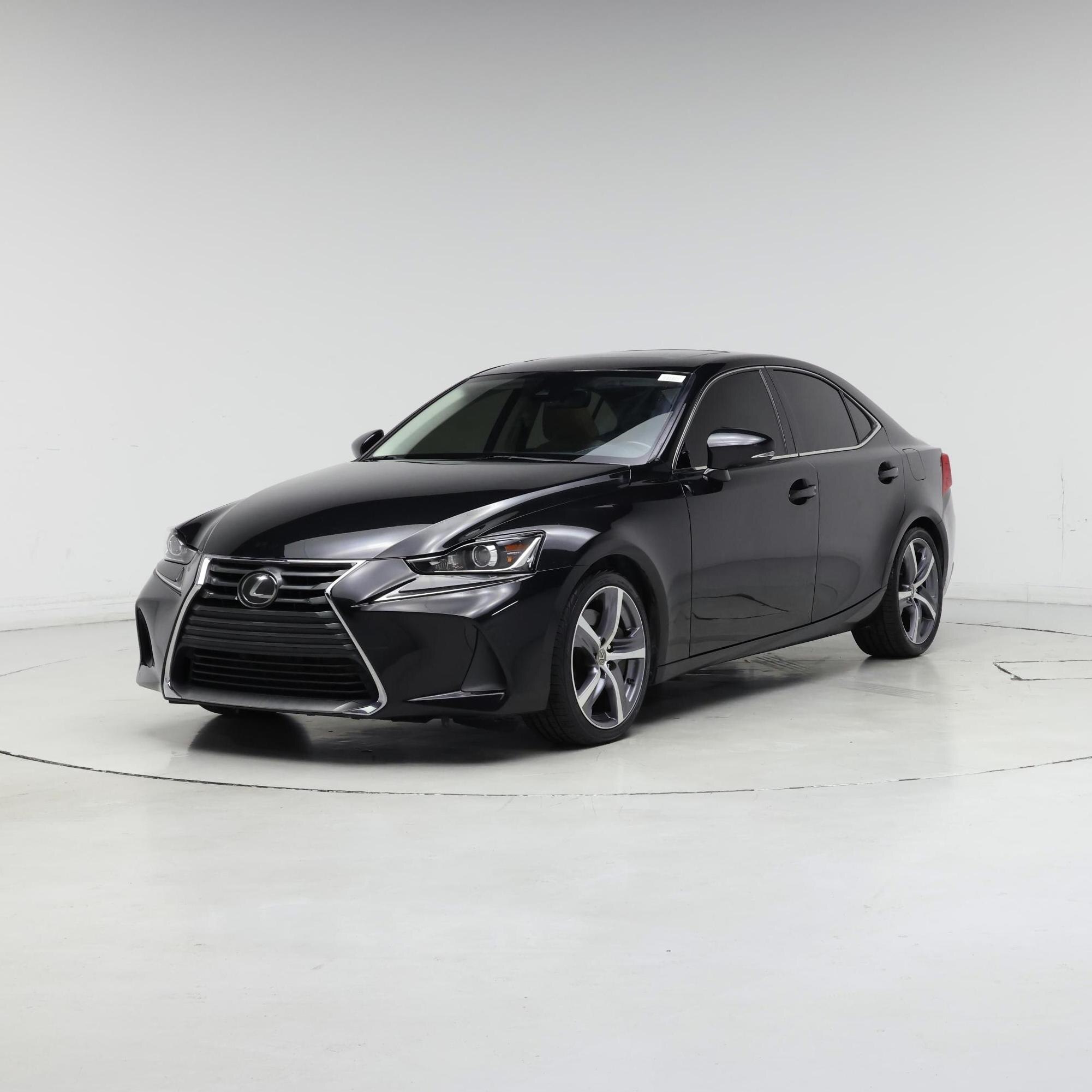 Thumbnail: 2018 Lexus IS - 4
