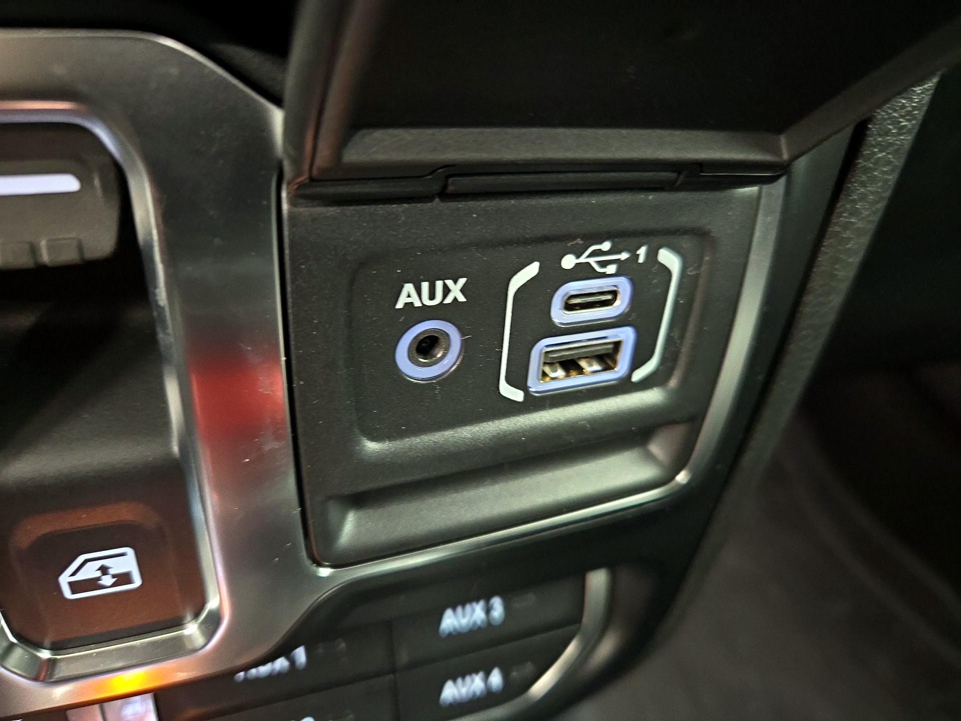 Thumbnail: 2024 Jeep Wrangler - 18