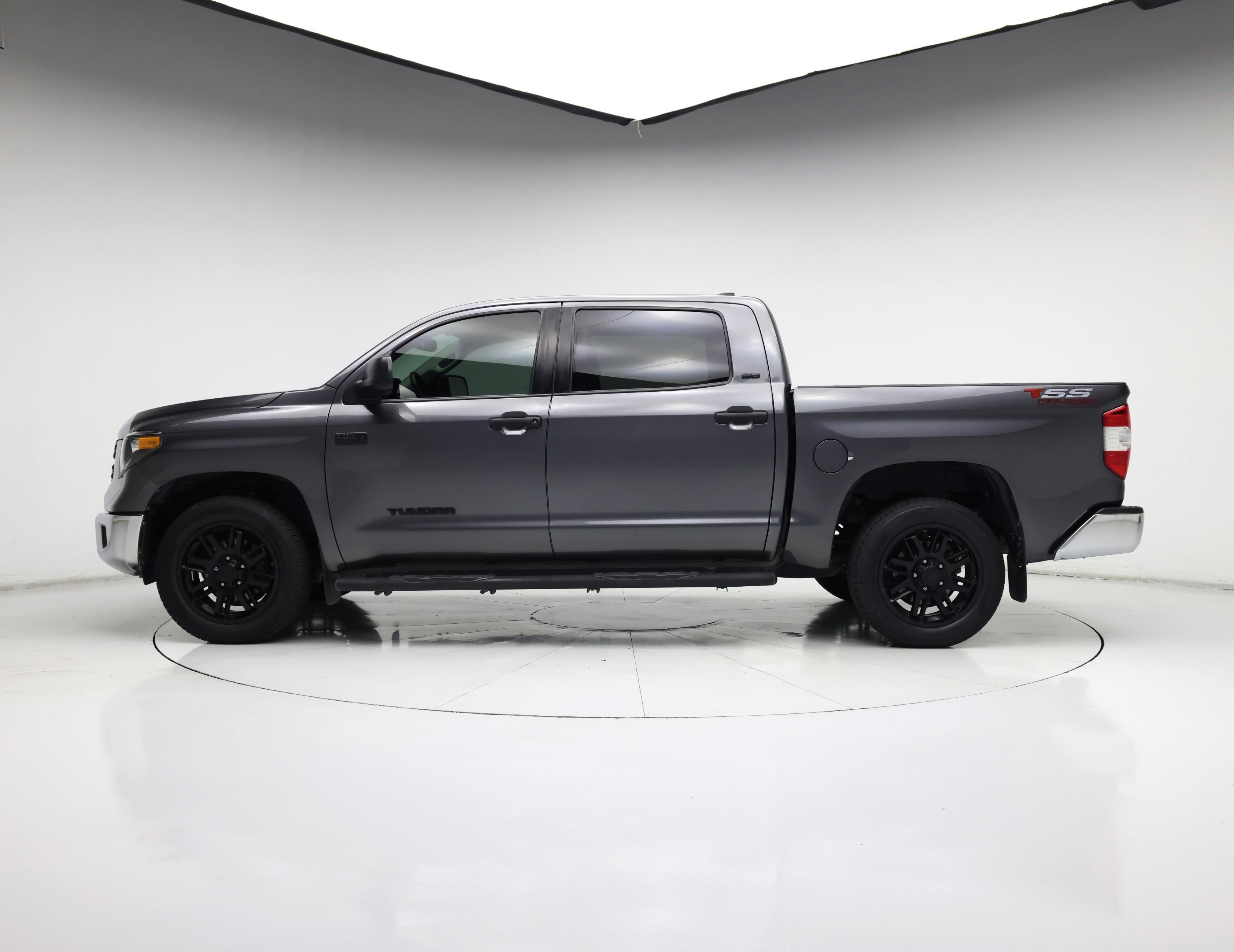 Thumbnail: 2021 Toyota Tundra - 3