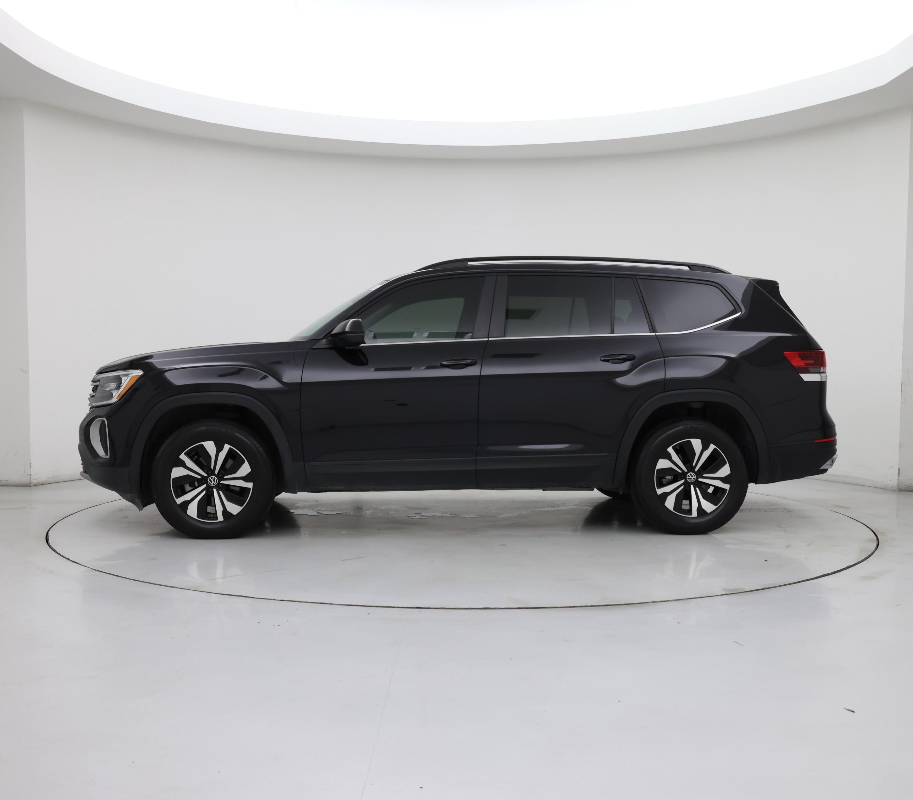 Thumbnail: 2024 Volkswagen Atlas - 3