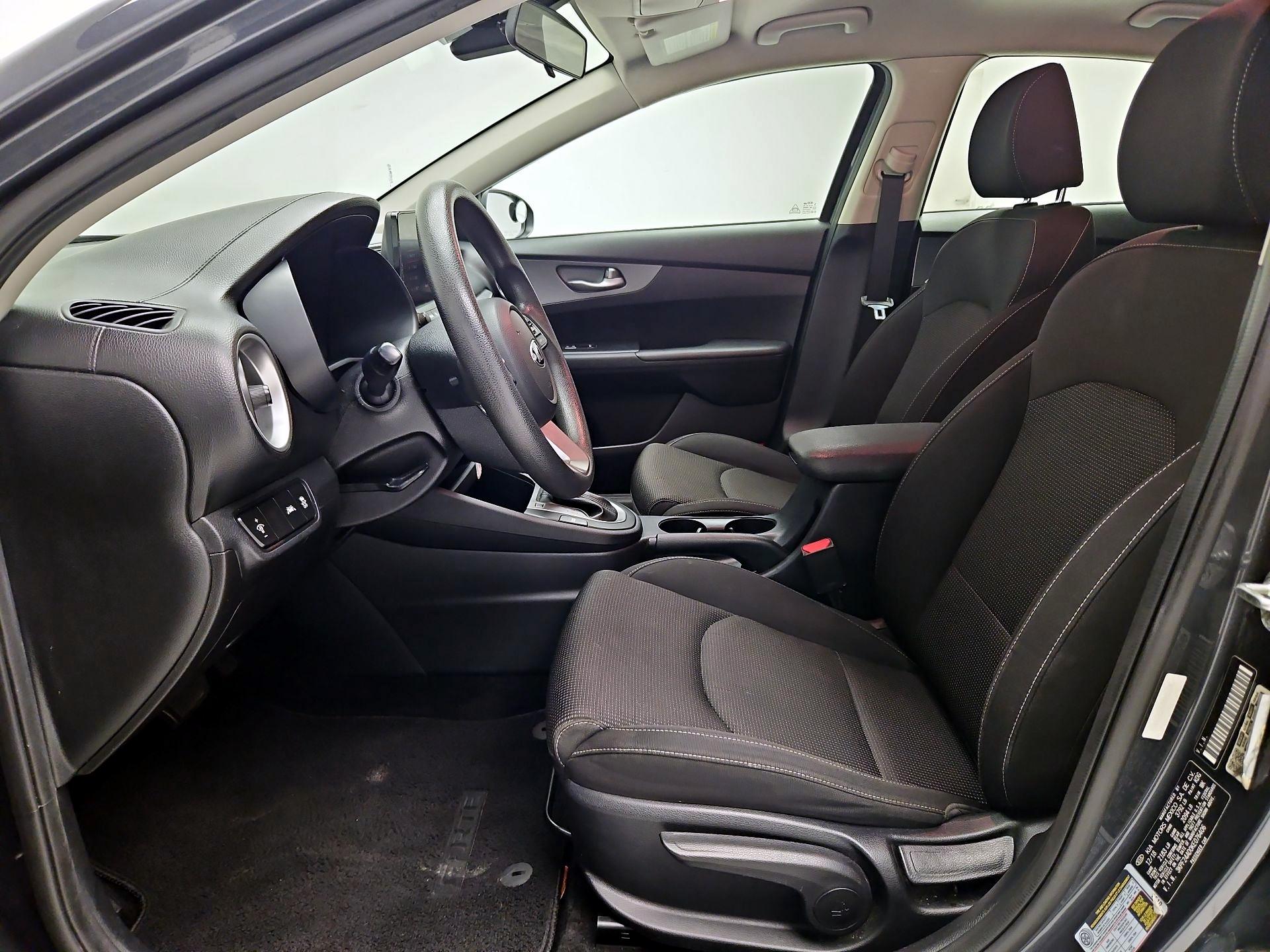 Thumbnail: 2019 Kia Forte - 11