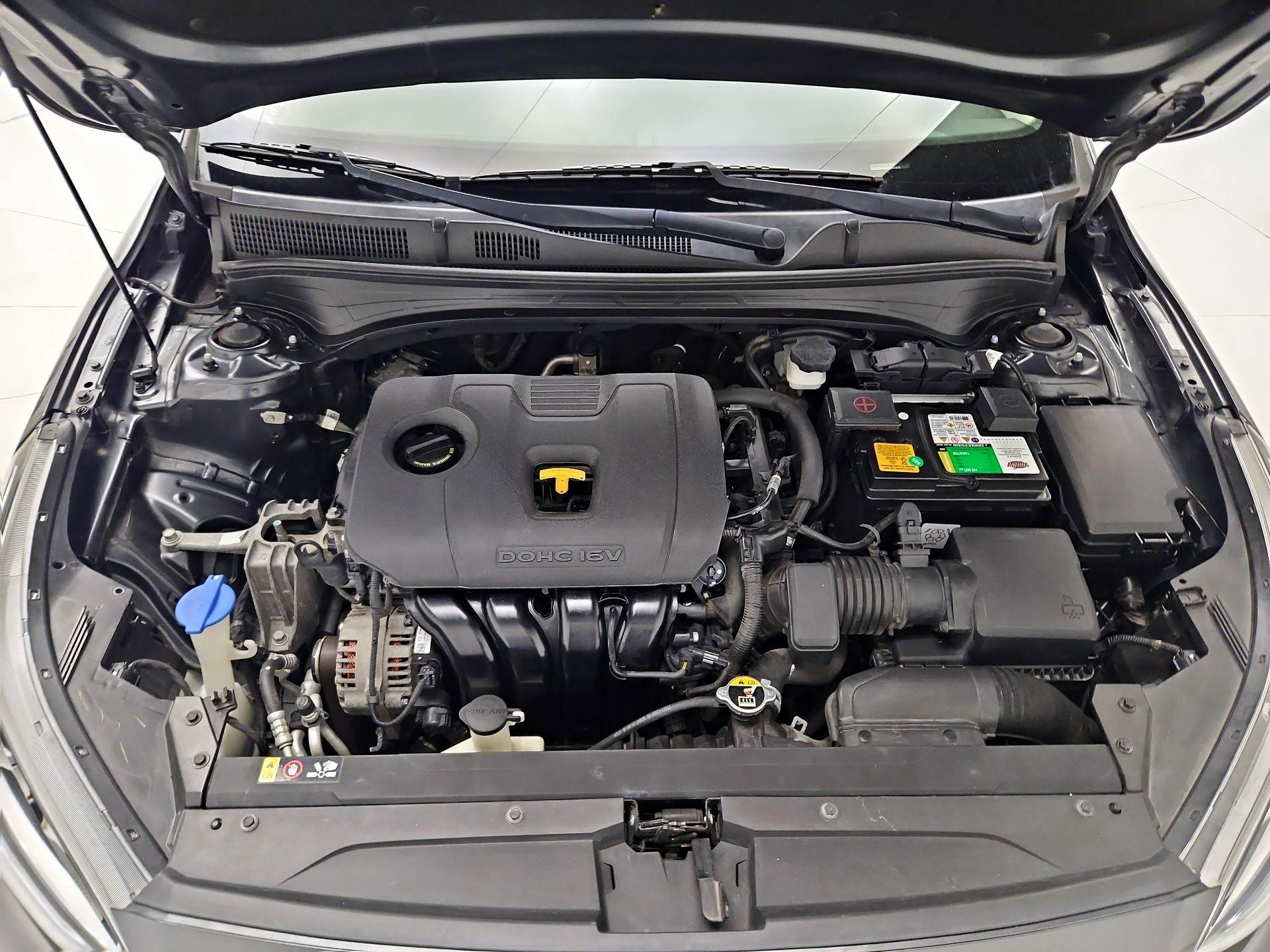 Thumbnail: 2019 Kia Forte - 19