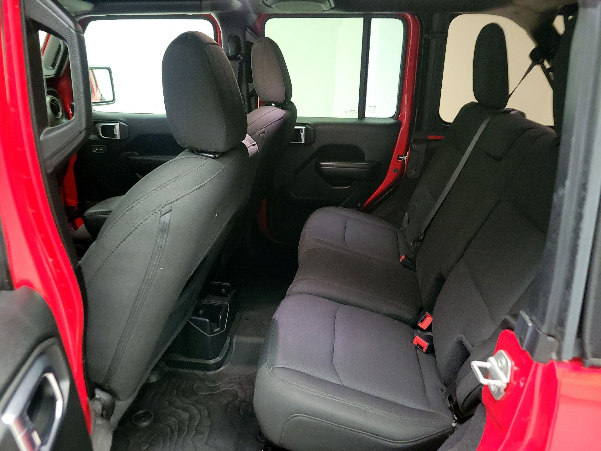 Thumbnail: 2020 Jeep Wrangler - 18