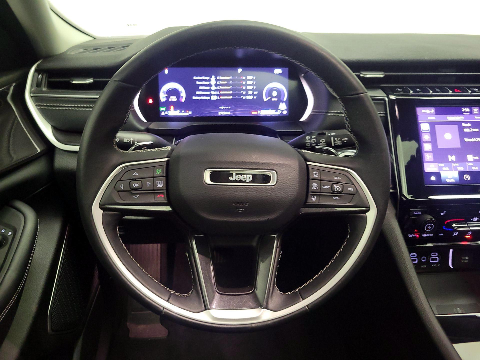 Thumbnail: 2022 Jeep Grand Cherokee - 10