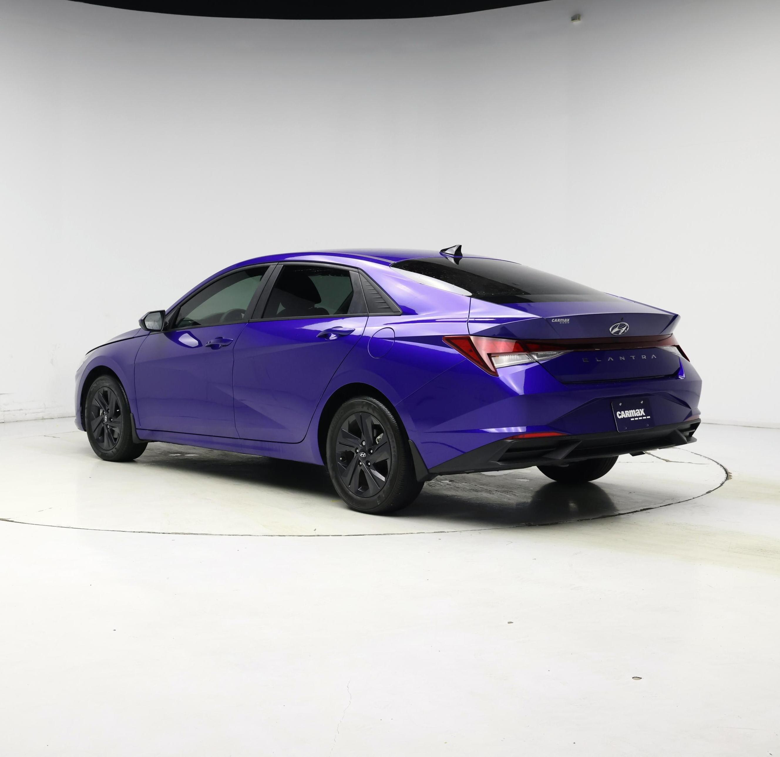 Thumbnail: 2023 Hyundai Elantra - 2