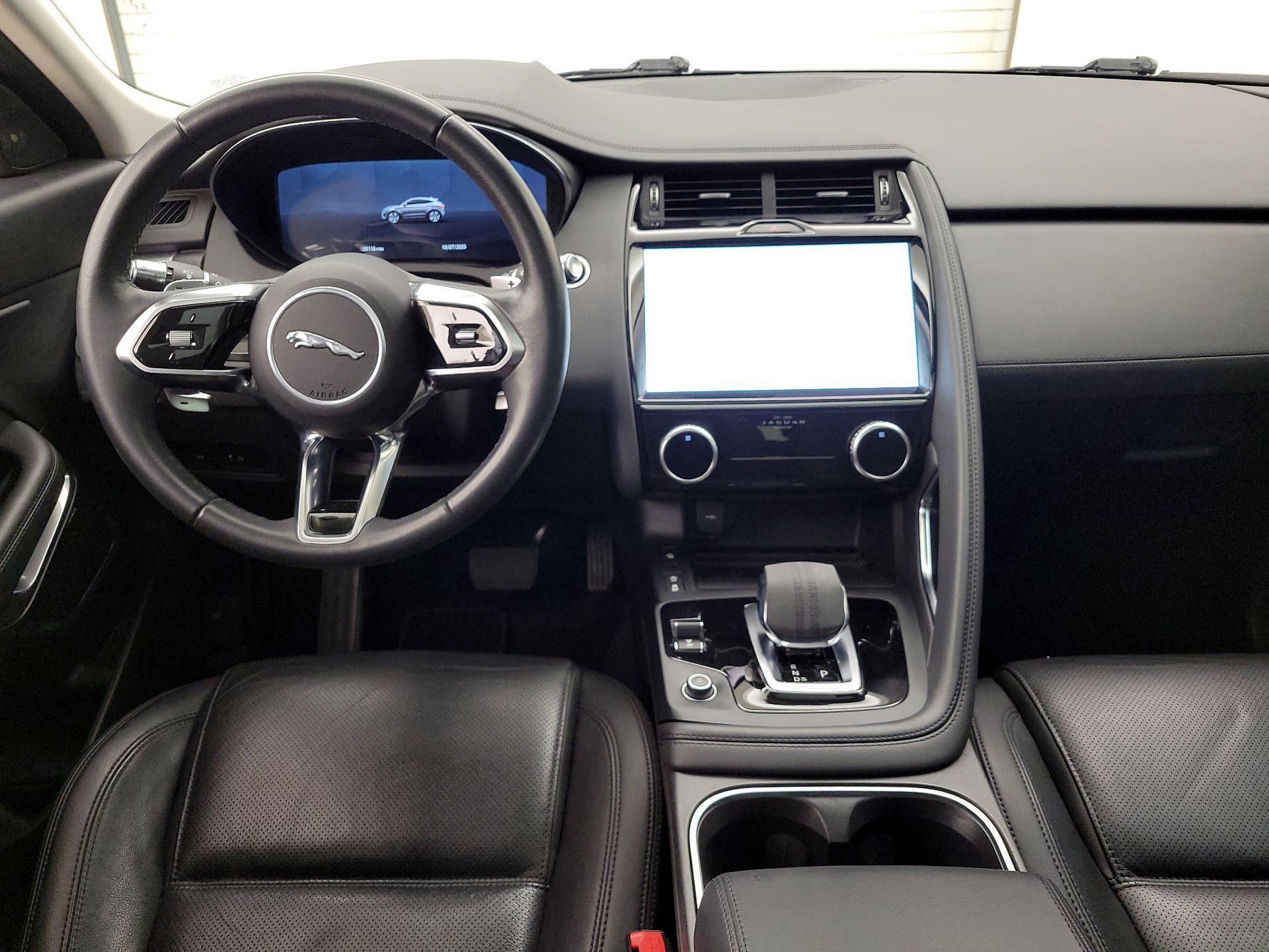 Thumbnail: 2022 Jaguar E-Pace - 9