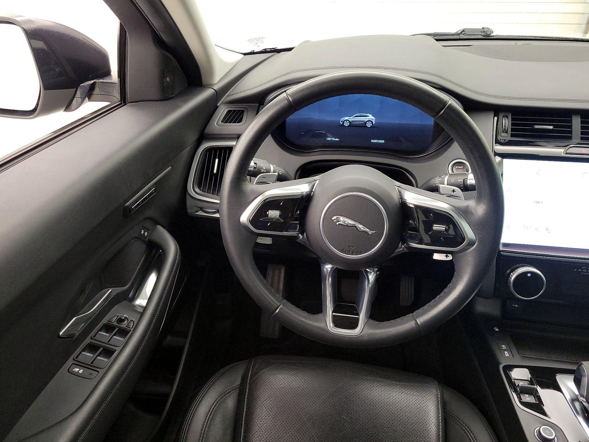 Thumbnail: 2022 Jaguar E-Pace - 10