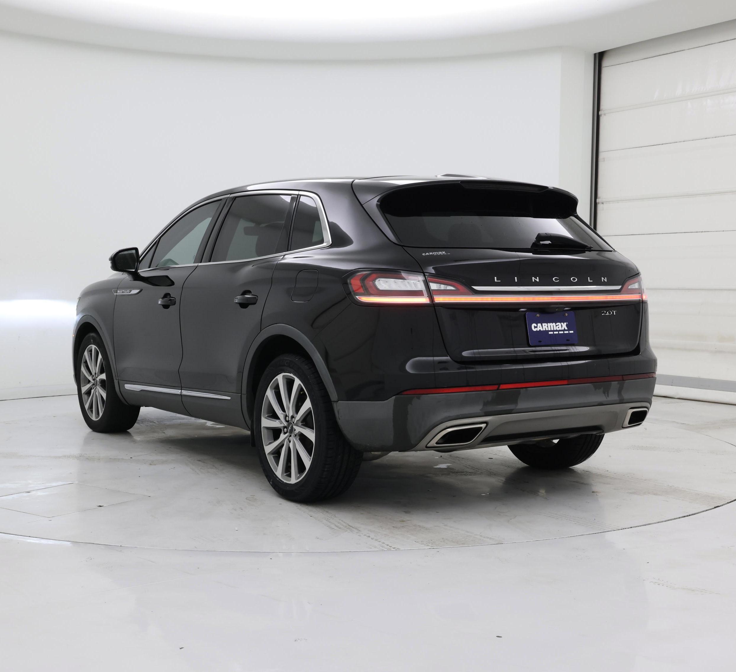 Thumbnail: 2019 Lincoln Nautilus - 2