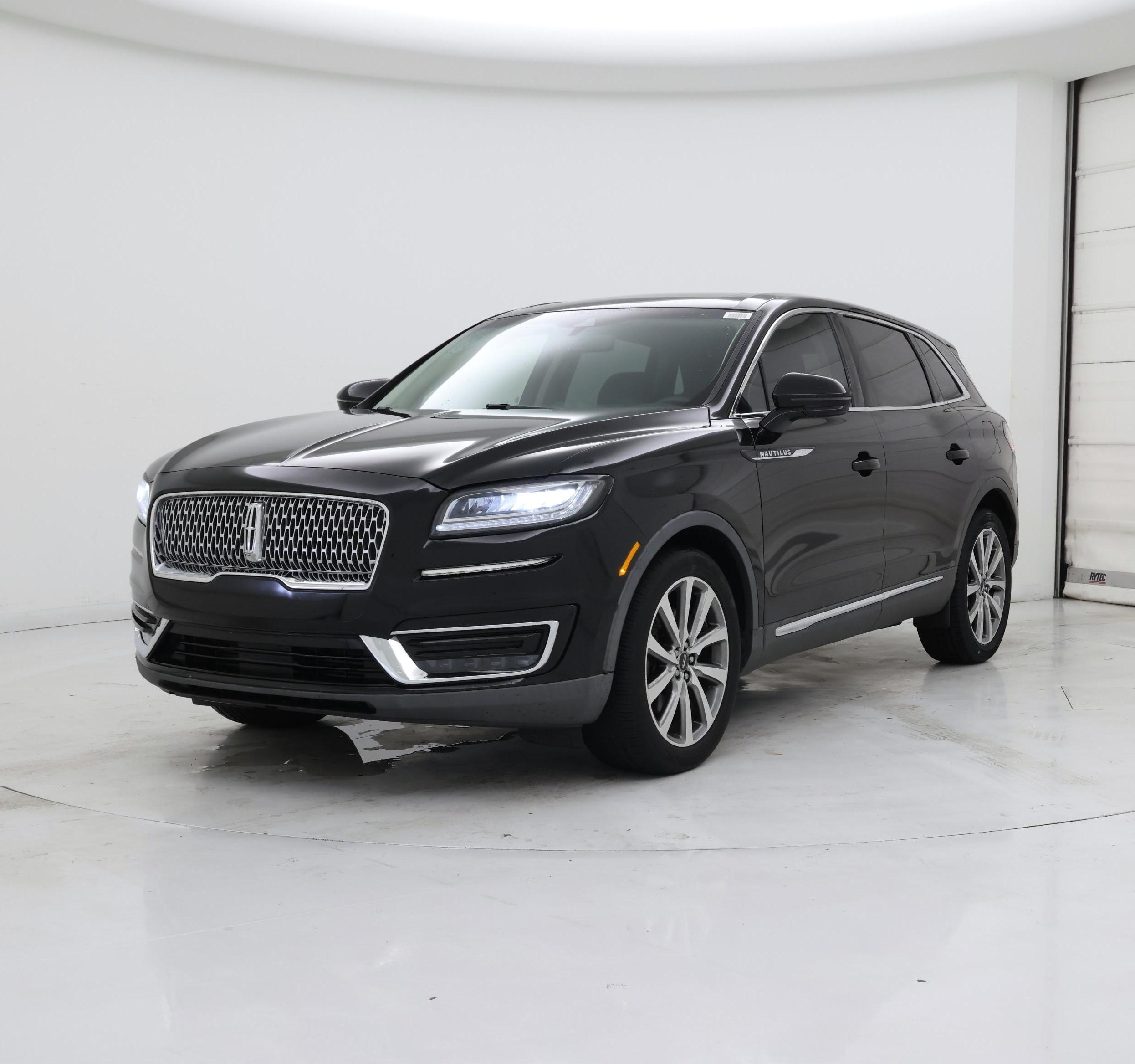 Thumbnail: 2019 Lincoln Nautilus - 4