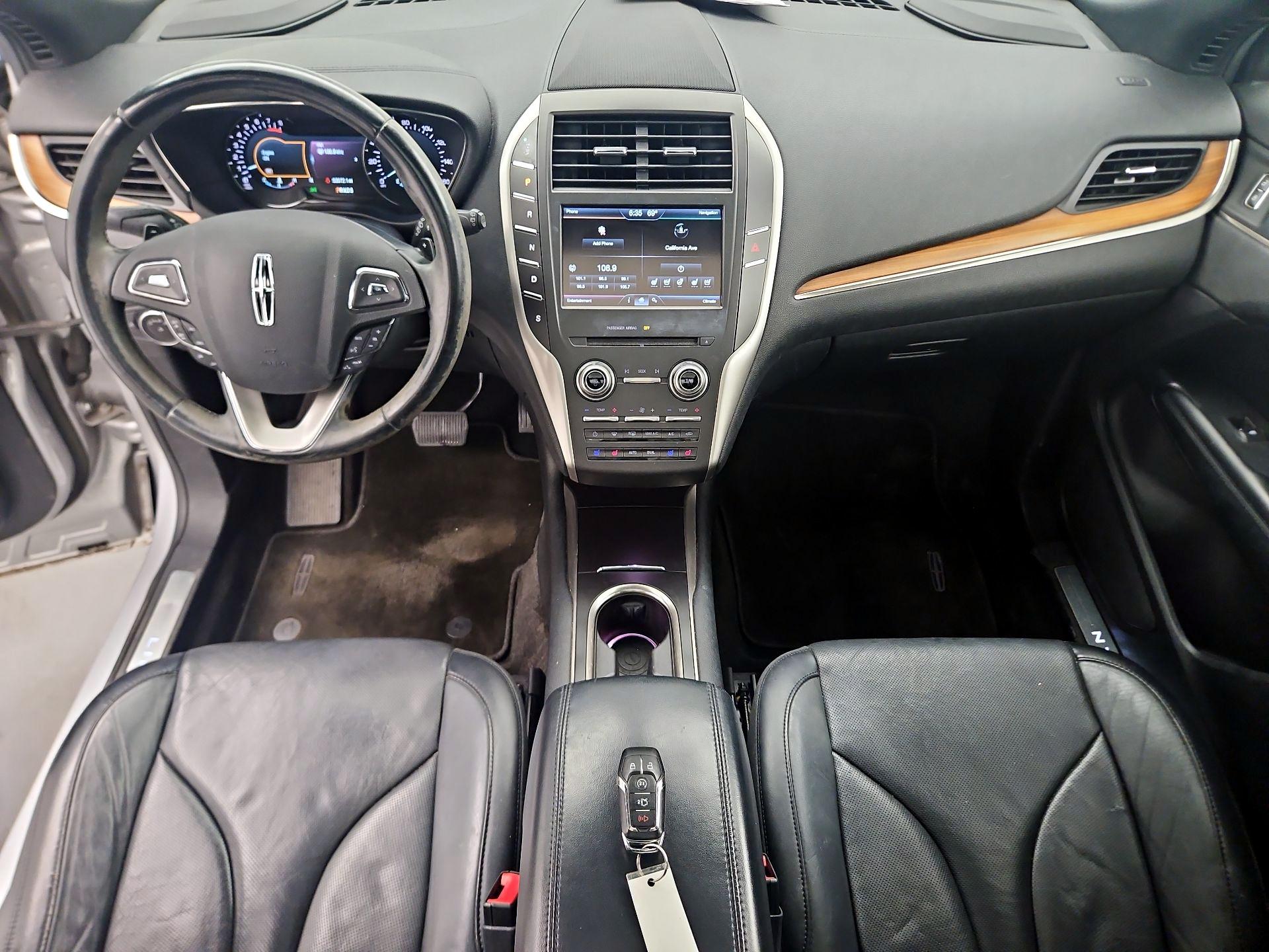 Thumbnail: 2015 Lincoln MKC - 9