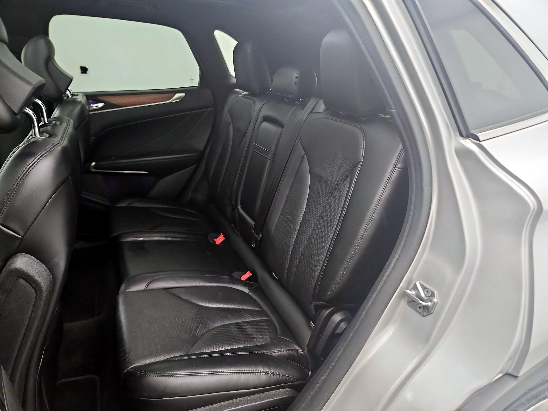 Thumbnail: 2015 Lincoln MKC - 19